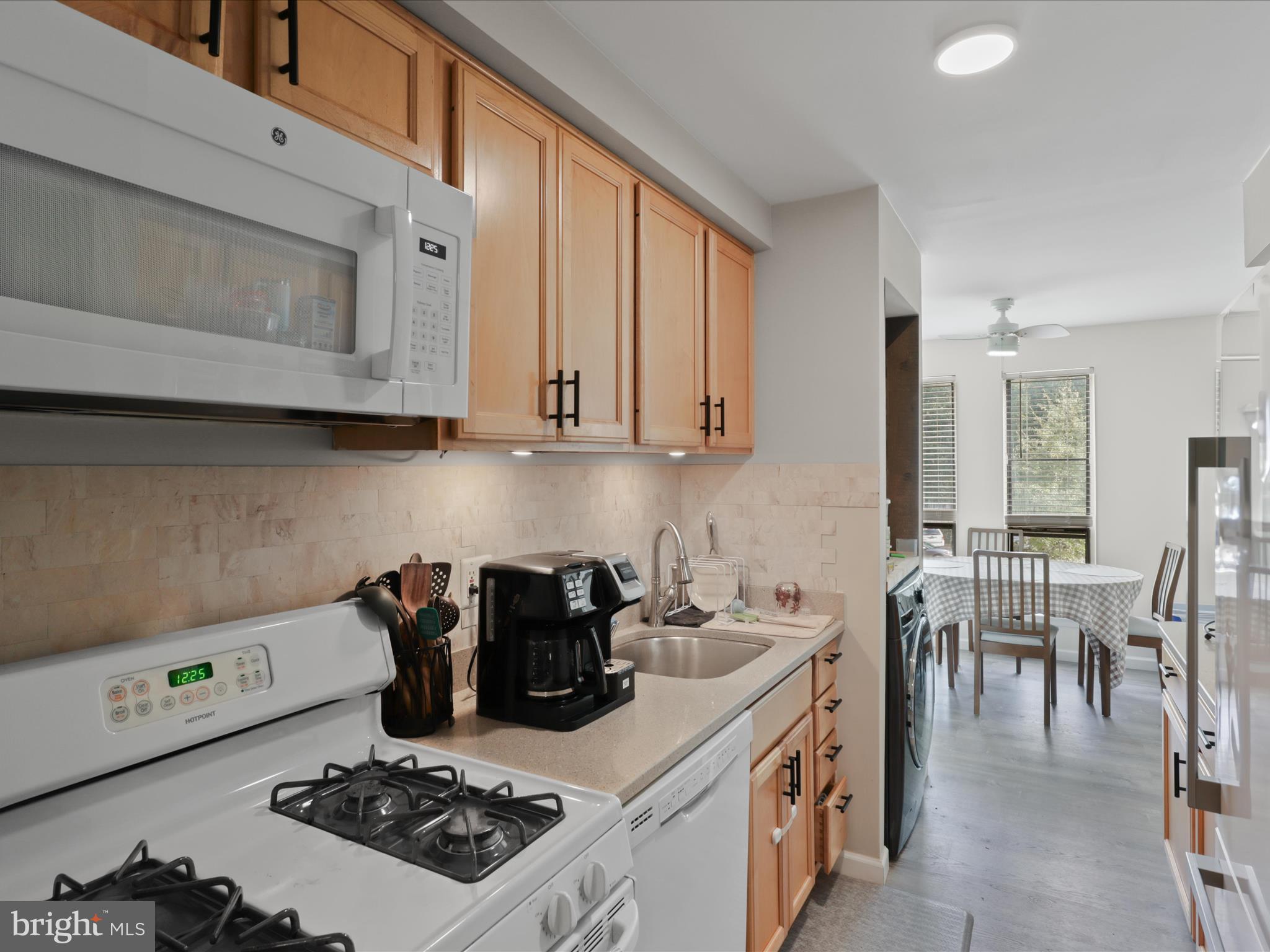 CHESTNUT GROVE - Residential