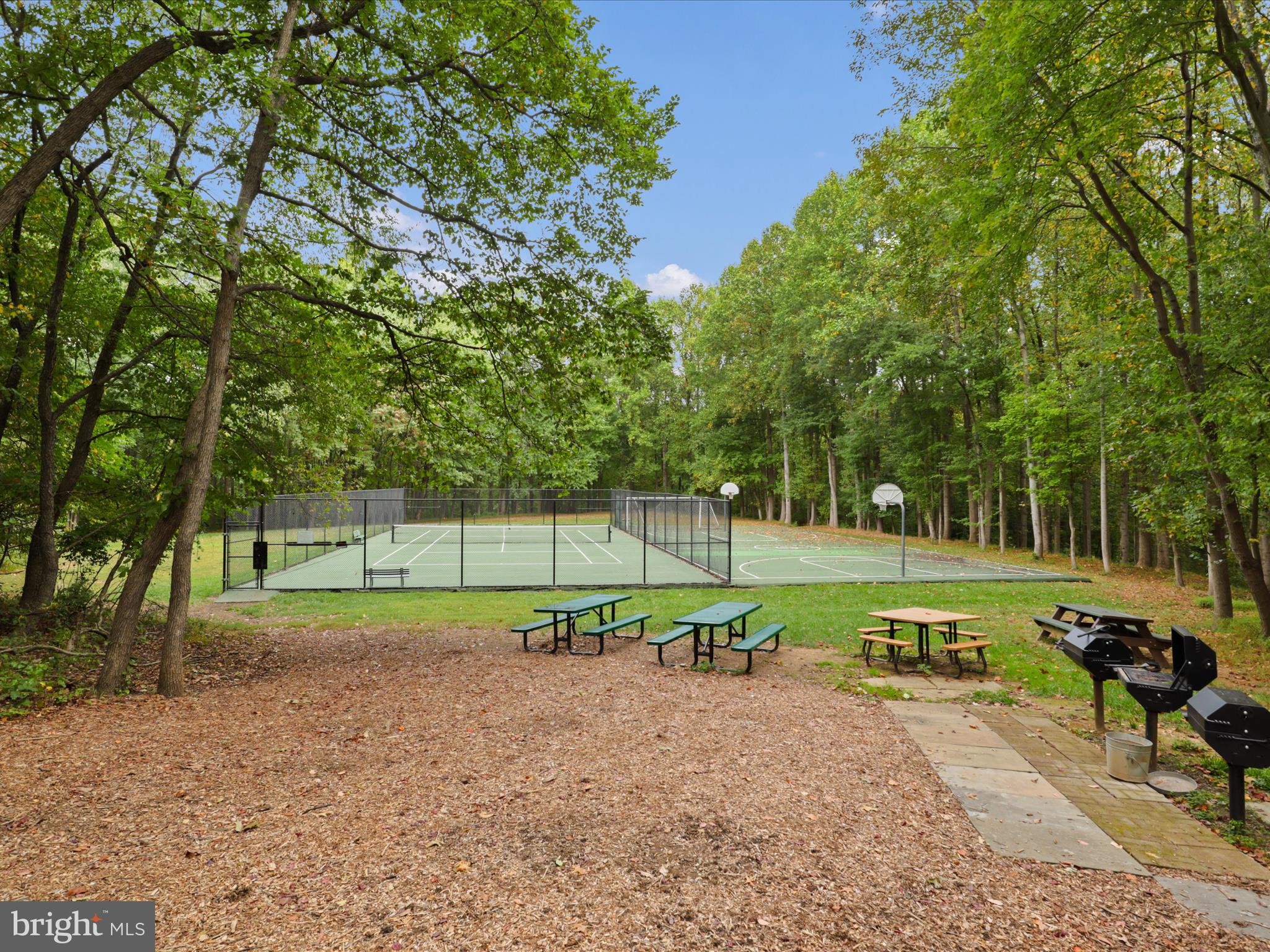 CHESTNUT GROVE - Residential