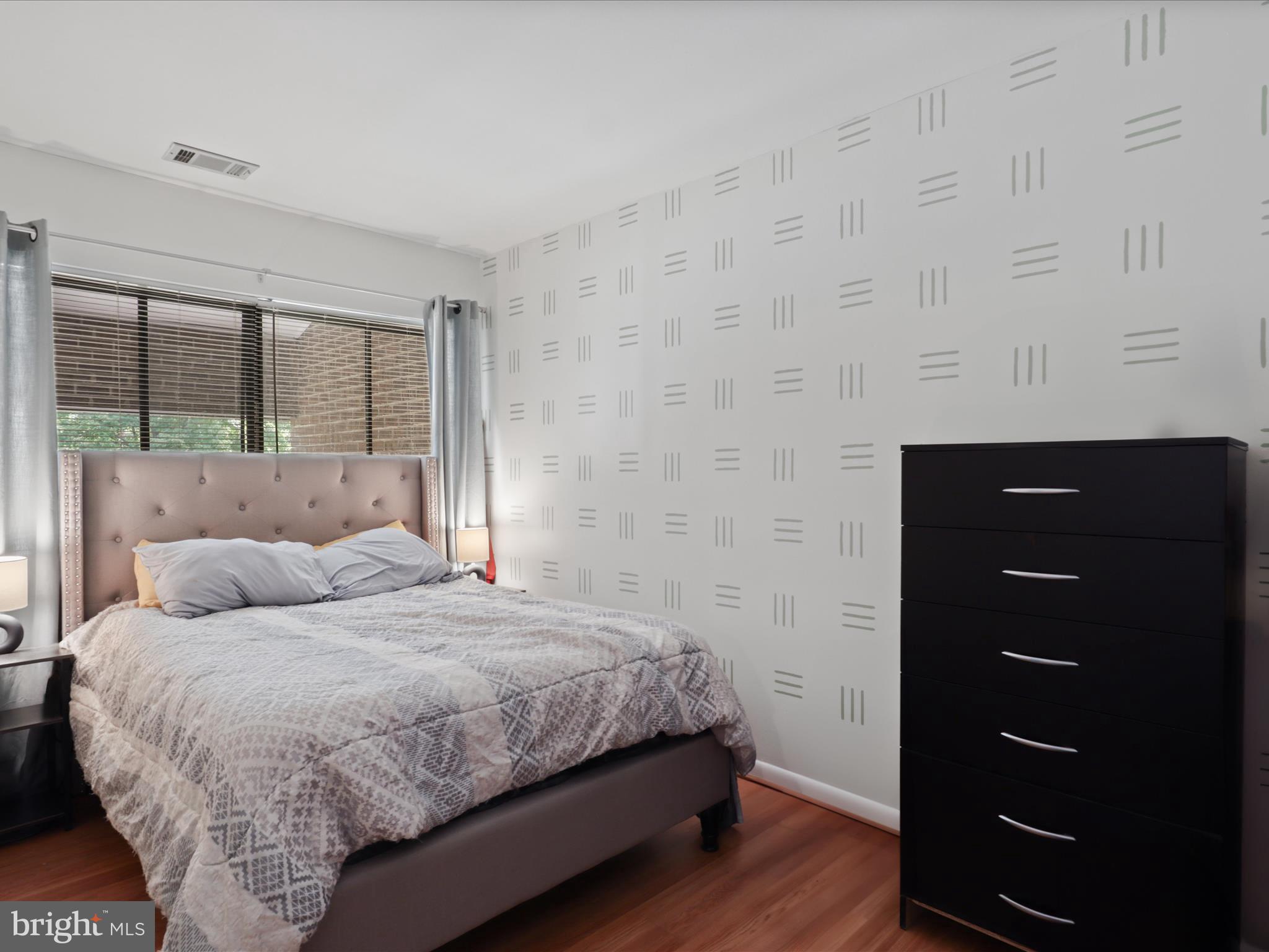 CHESTNUT GROVE - Residential