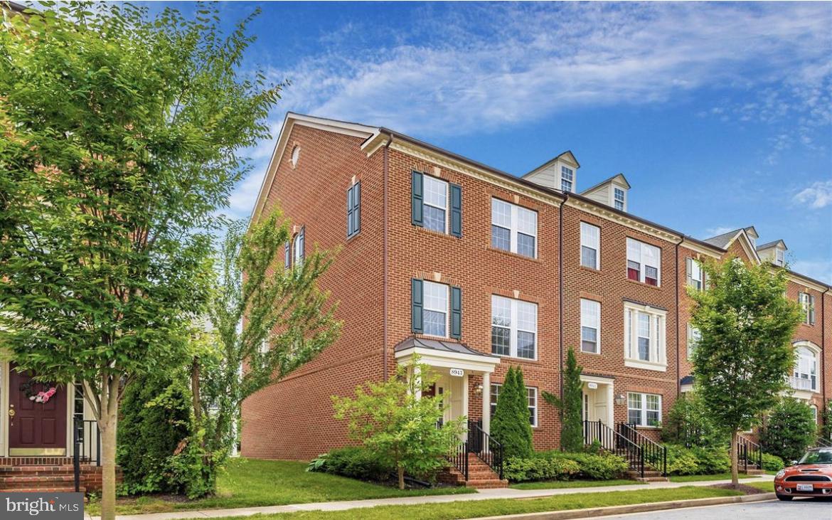 VILLAGES OF URBANA - Residential Lease