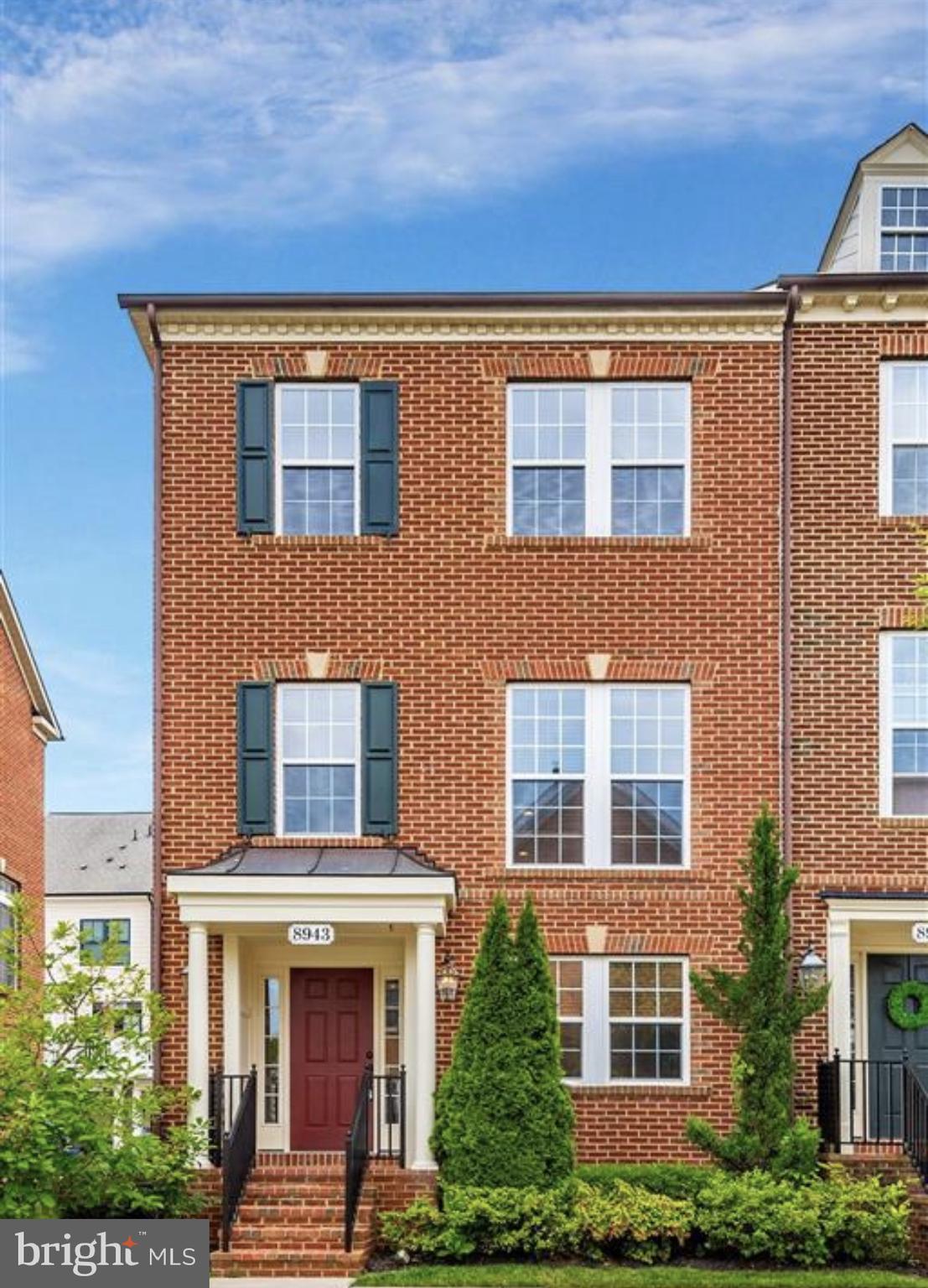 VILLAGES OF URBANA - Residential Lease