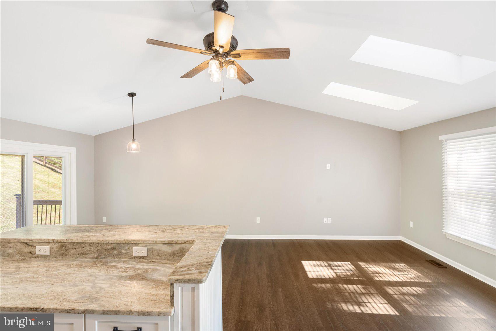 BRENTWOOD PARK - Residential