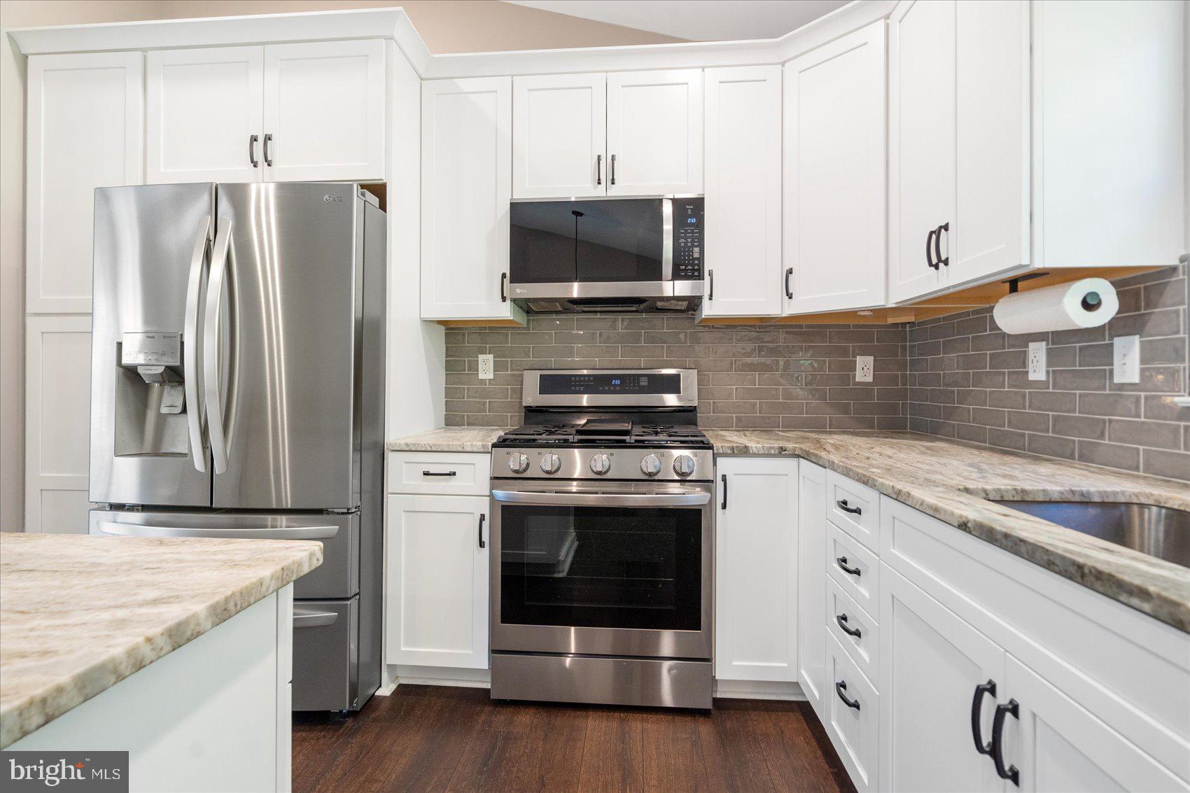 BRENTWOOD PARK - Residential