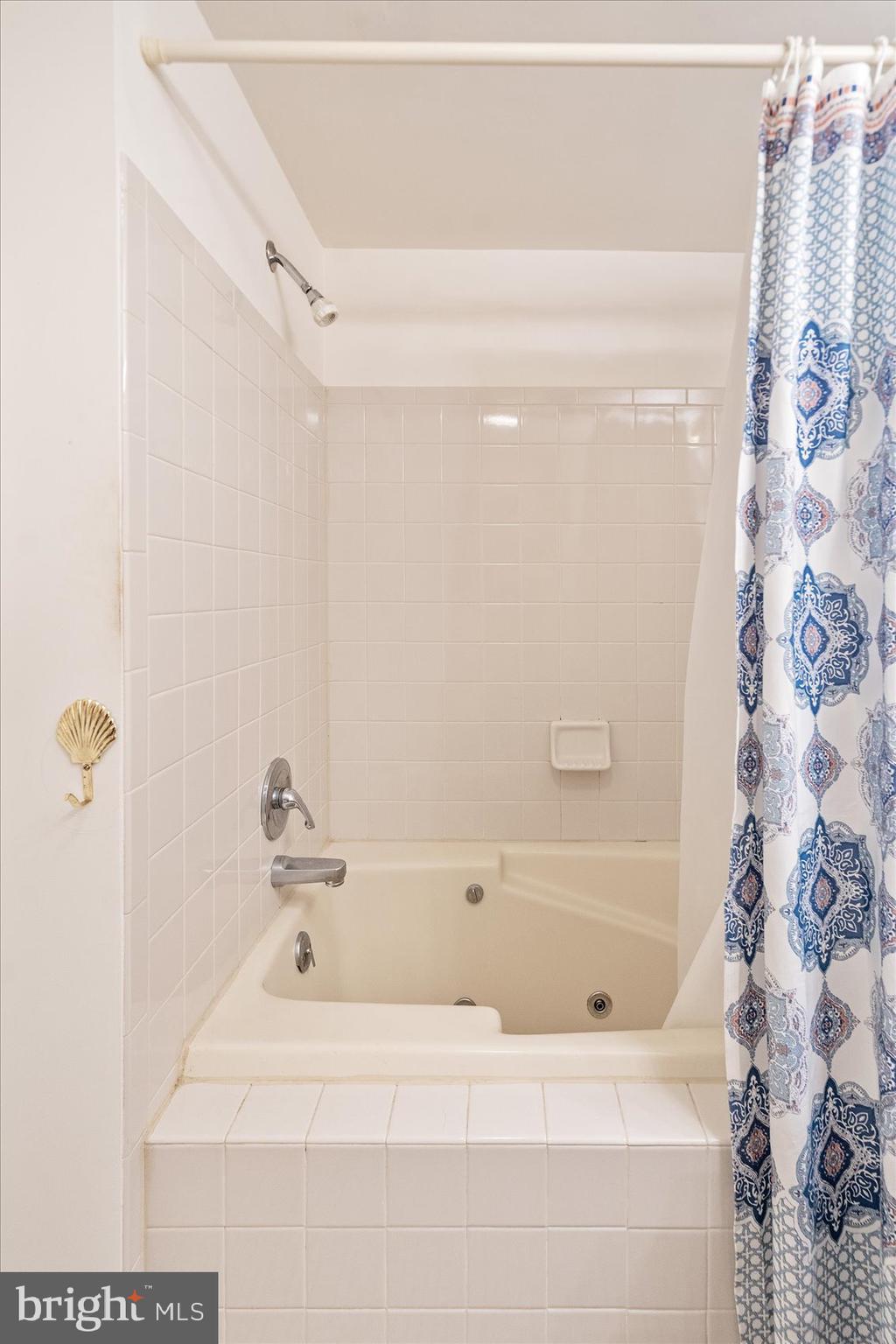 BRENTWOOD PARK - Residential