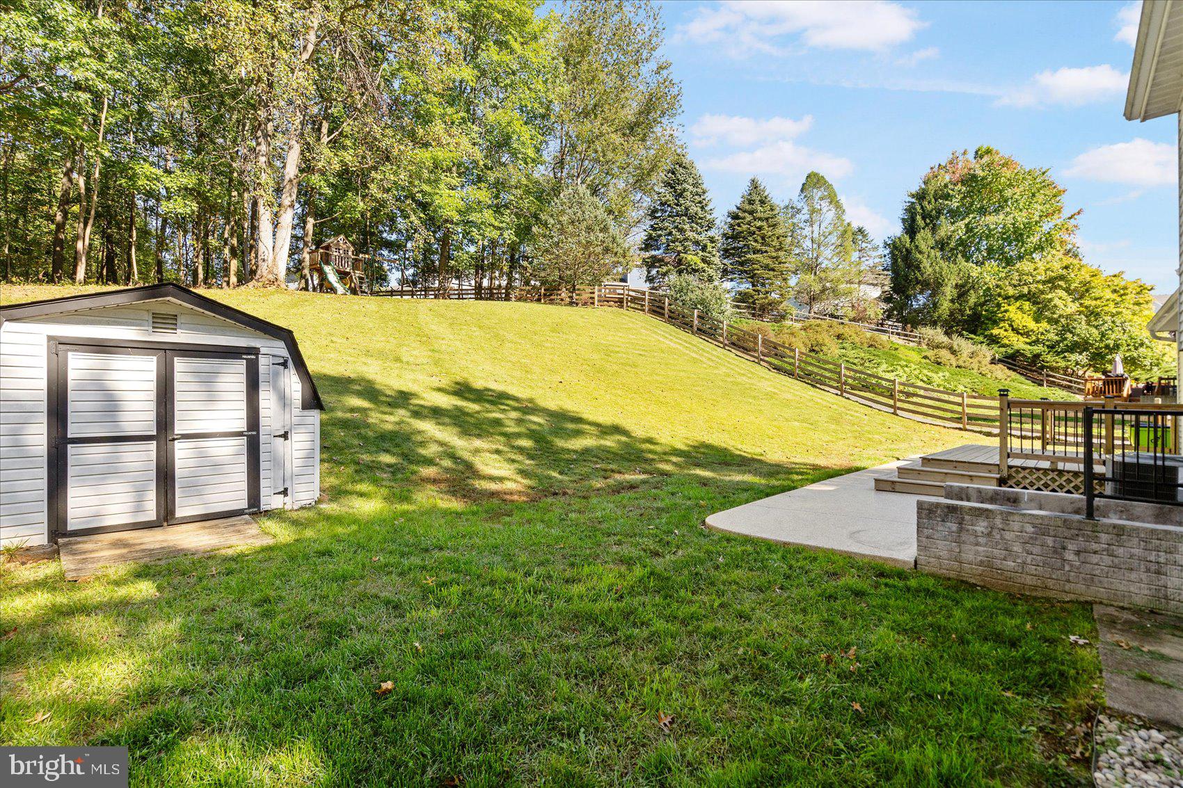 BRENTWOOD PARK - Residential