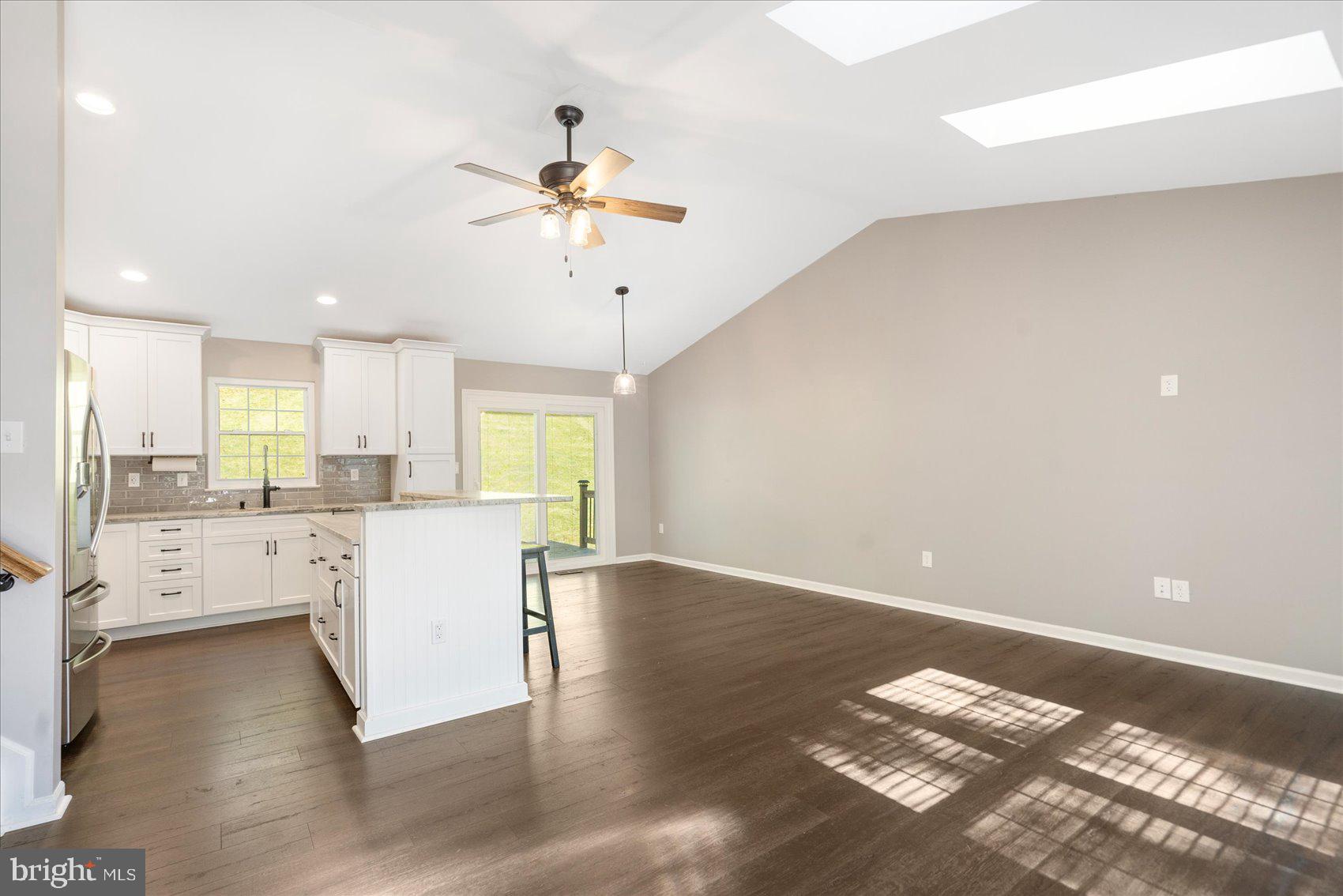 BRENTWOOD PARK - Residential