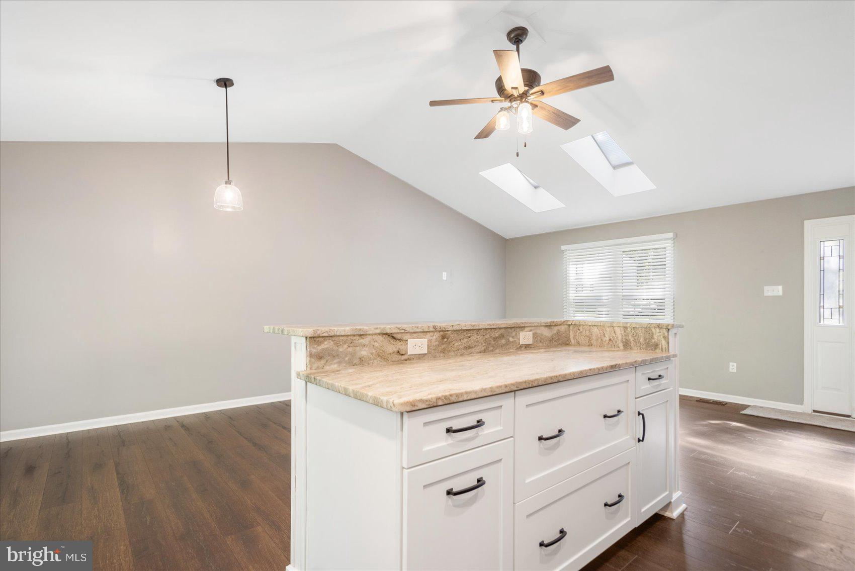 BRENTWOOD PARK - Residential