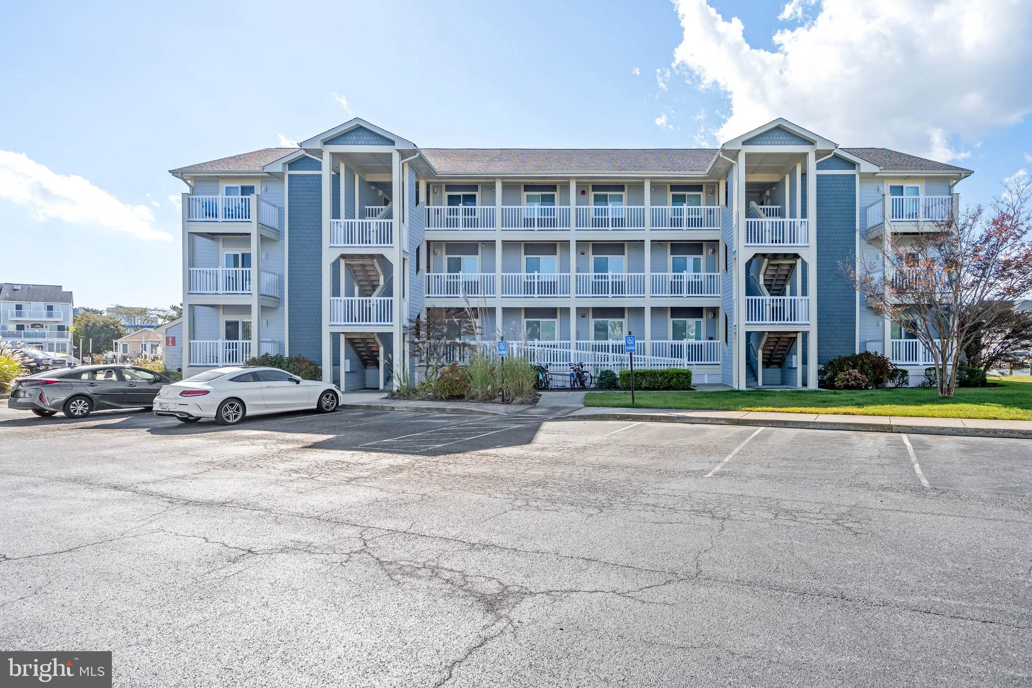 HERON HARBOUR - Residential