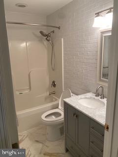 203 S HERON DRIVE 104D