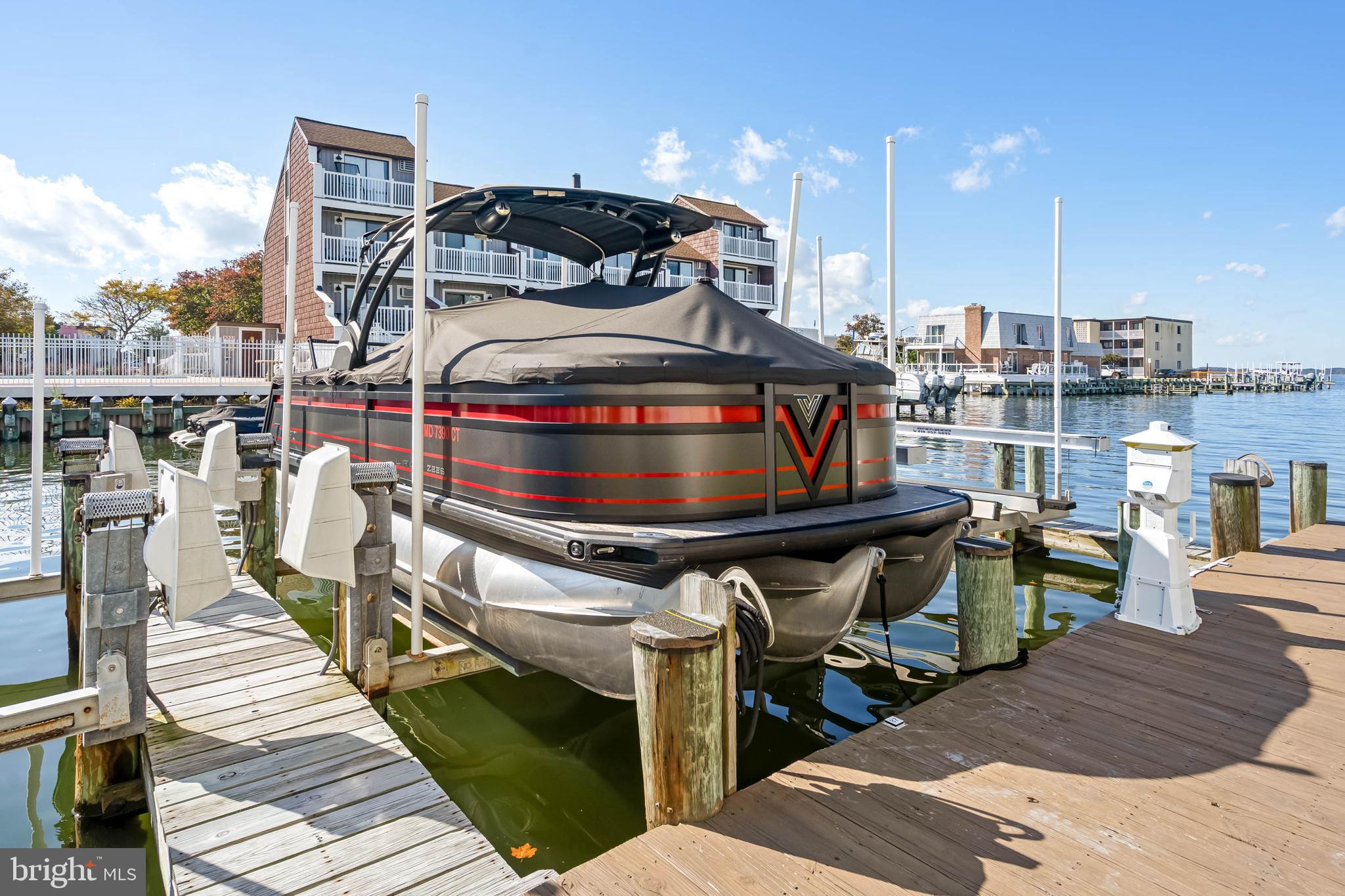 HERON HARBOUR - Residential