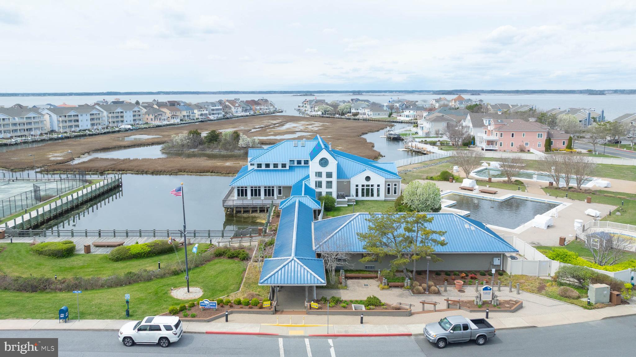 HERON HARBOUR - Residential