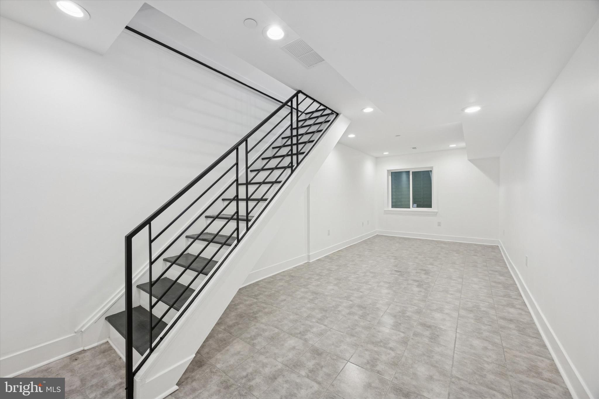 GRAYS FERRY - Residential