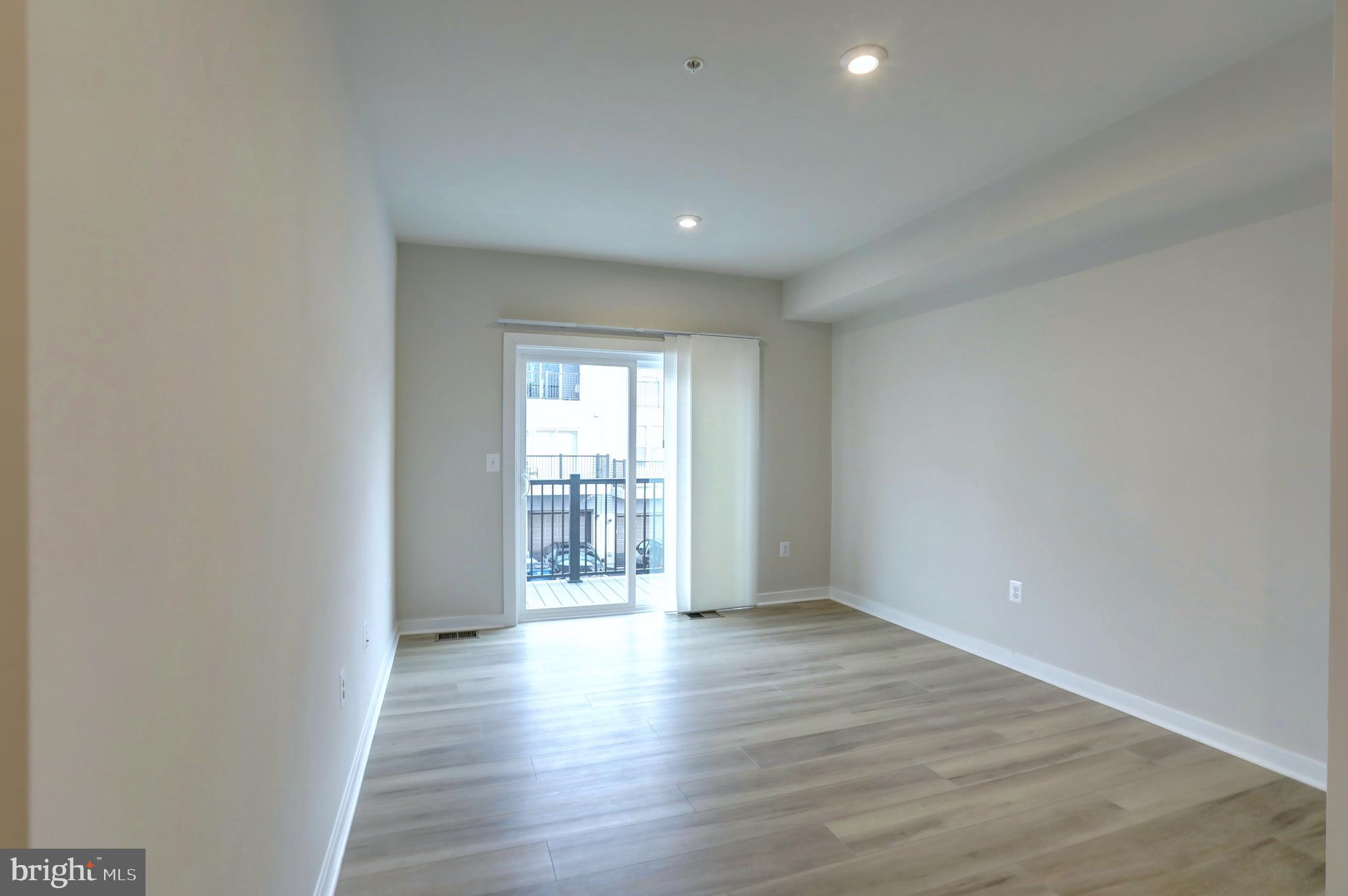 ASHBROOK PLACE - Residential