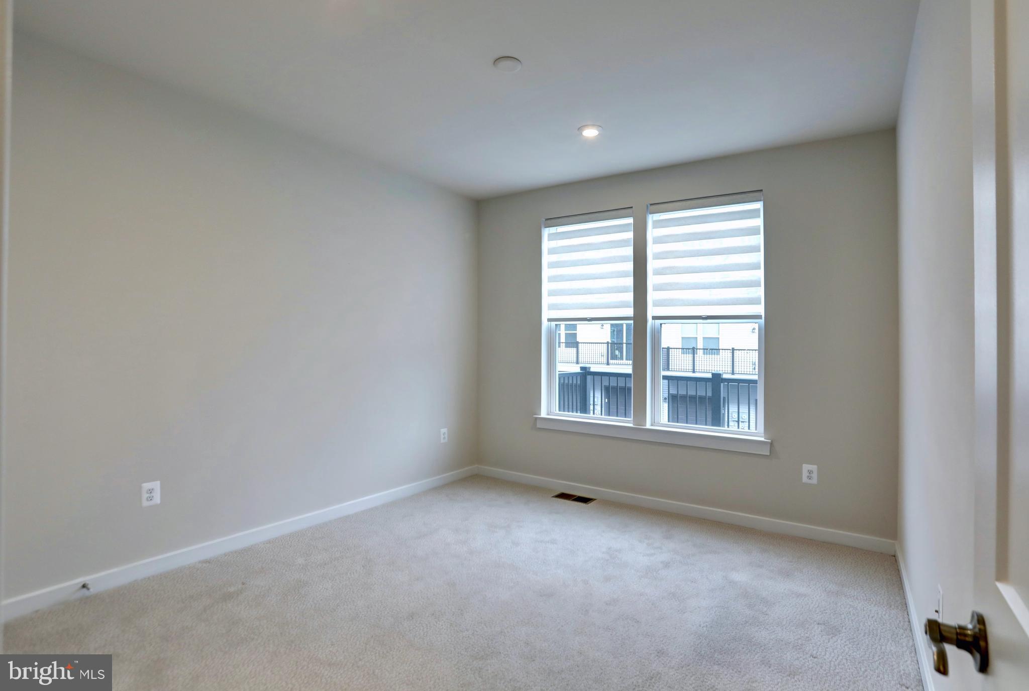 ASHBROOK PLACE - Residential