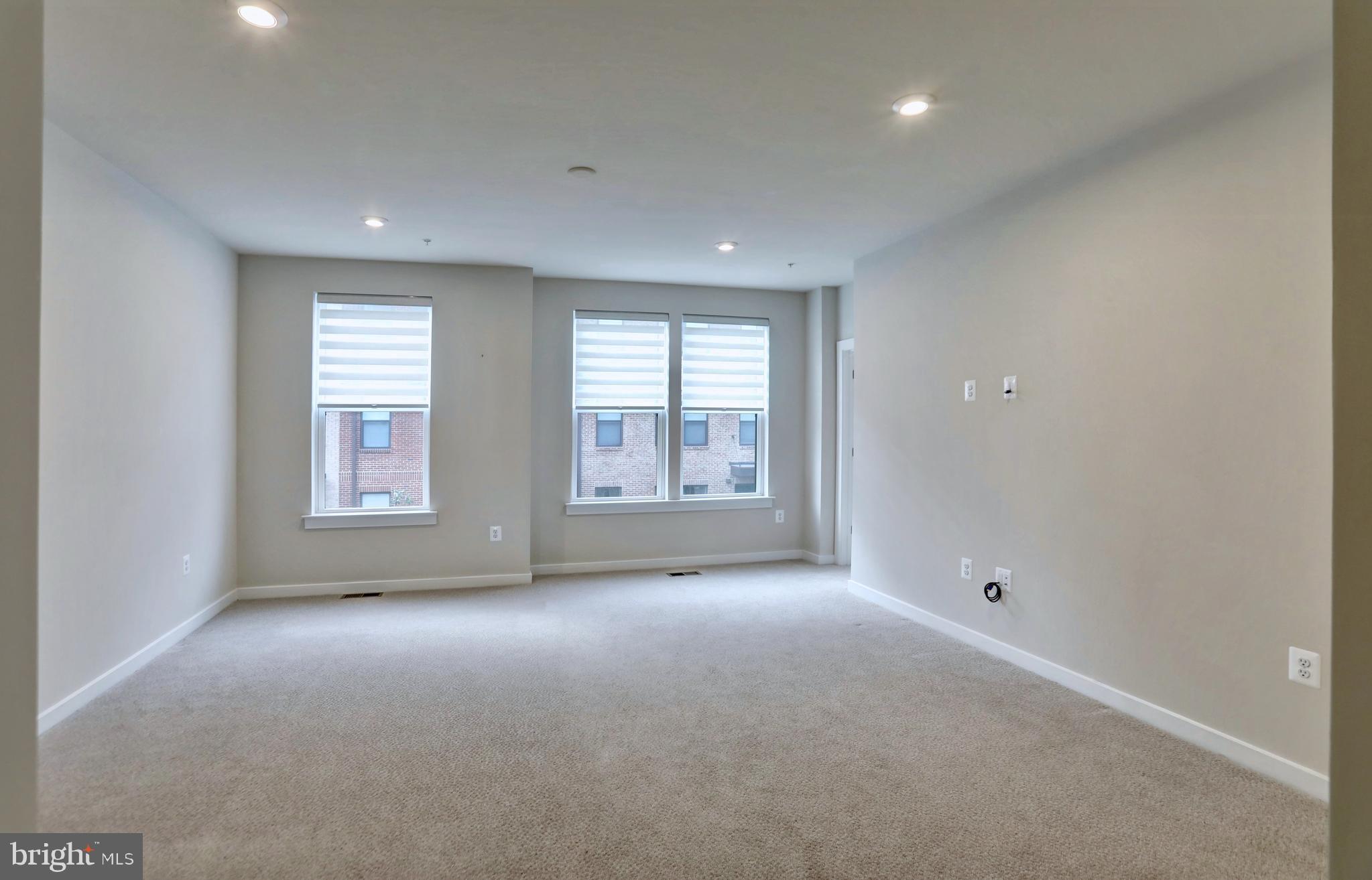 ASHBROOK PLACE - Residential