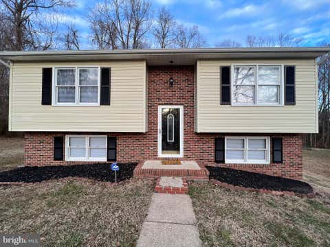 Homes For Rent - 11211 Surry Woods Court<br/> FREDERICKSBURG, VA 22407