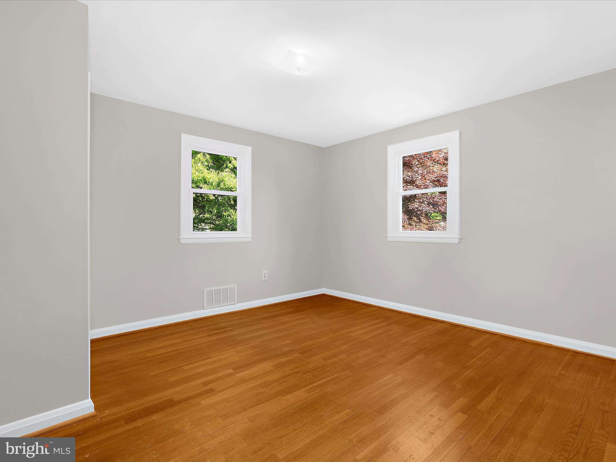 INGLEWOOD - Residential