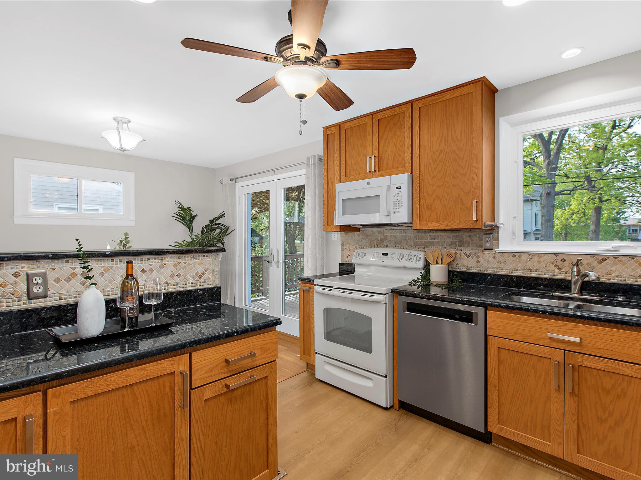 INGLEWOOD - Residential