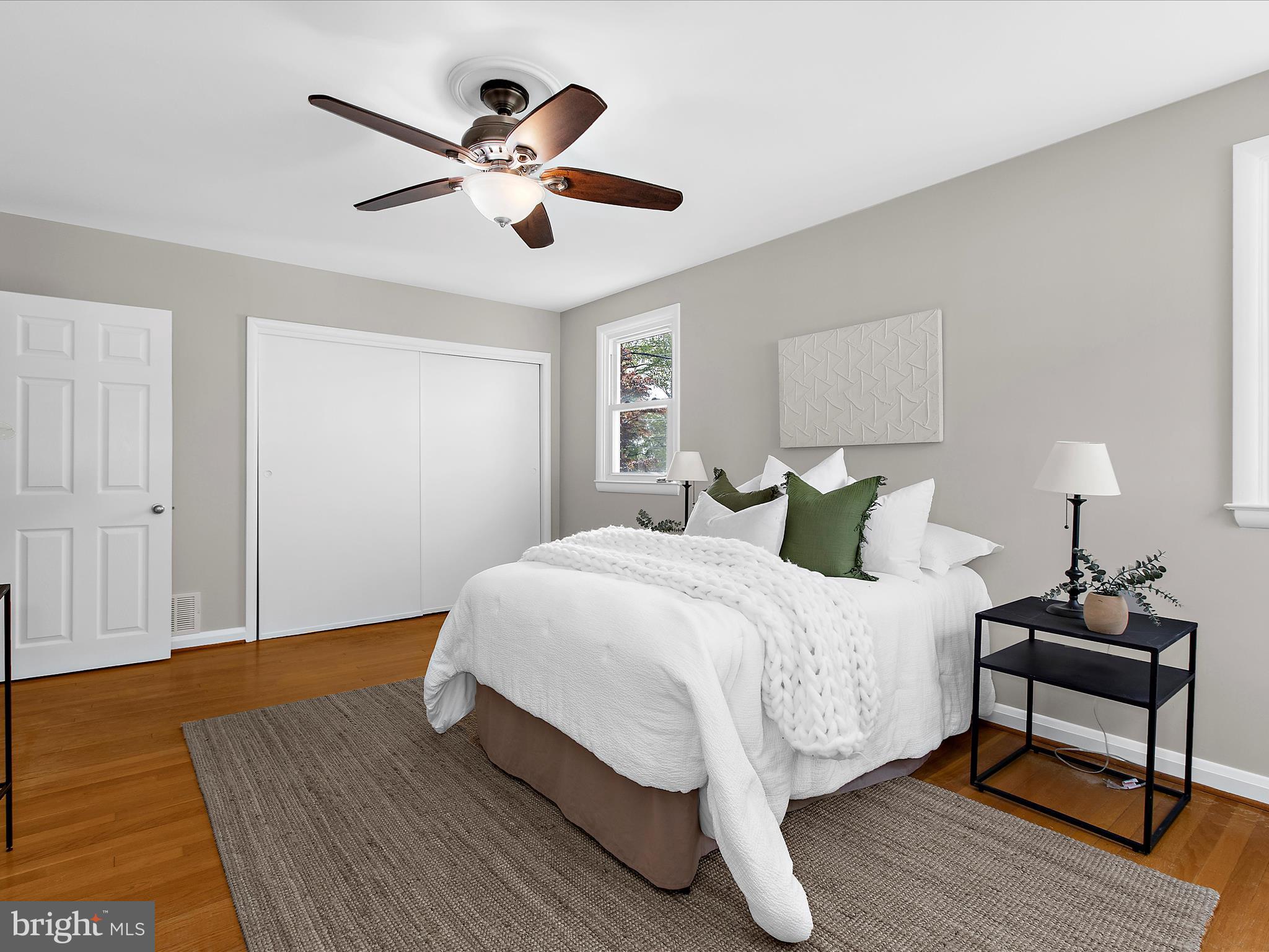 INGLEWOOD - Residential