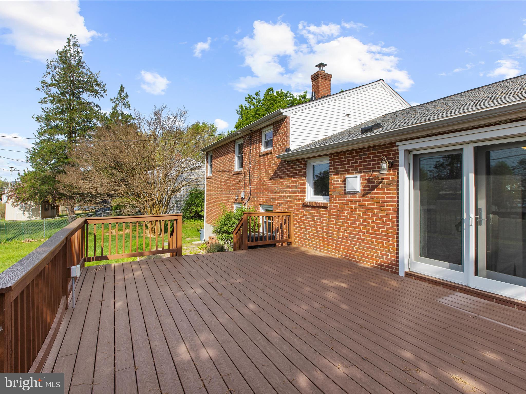 INGLEWOOD - Residential