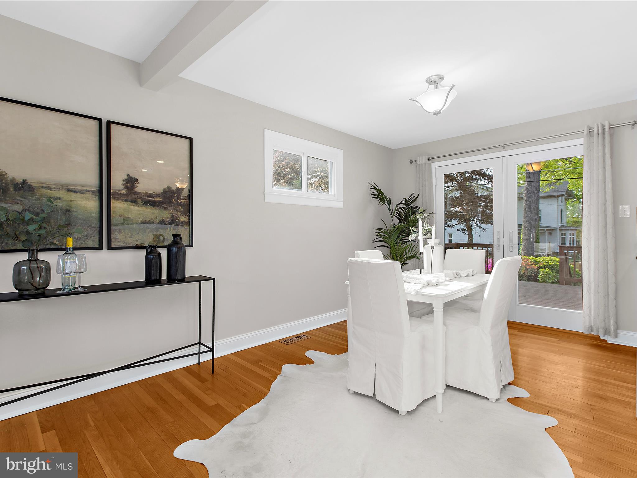 INGLEWOOD - Residential