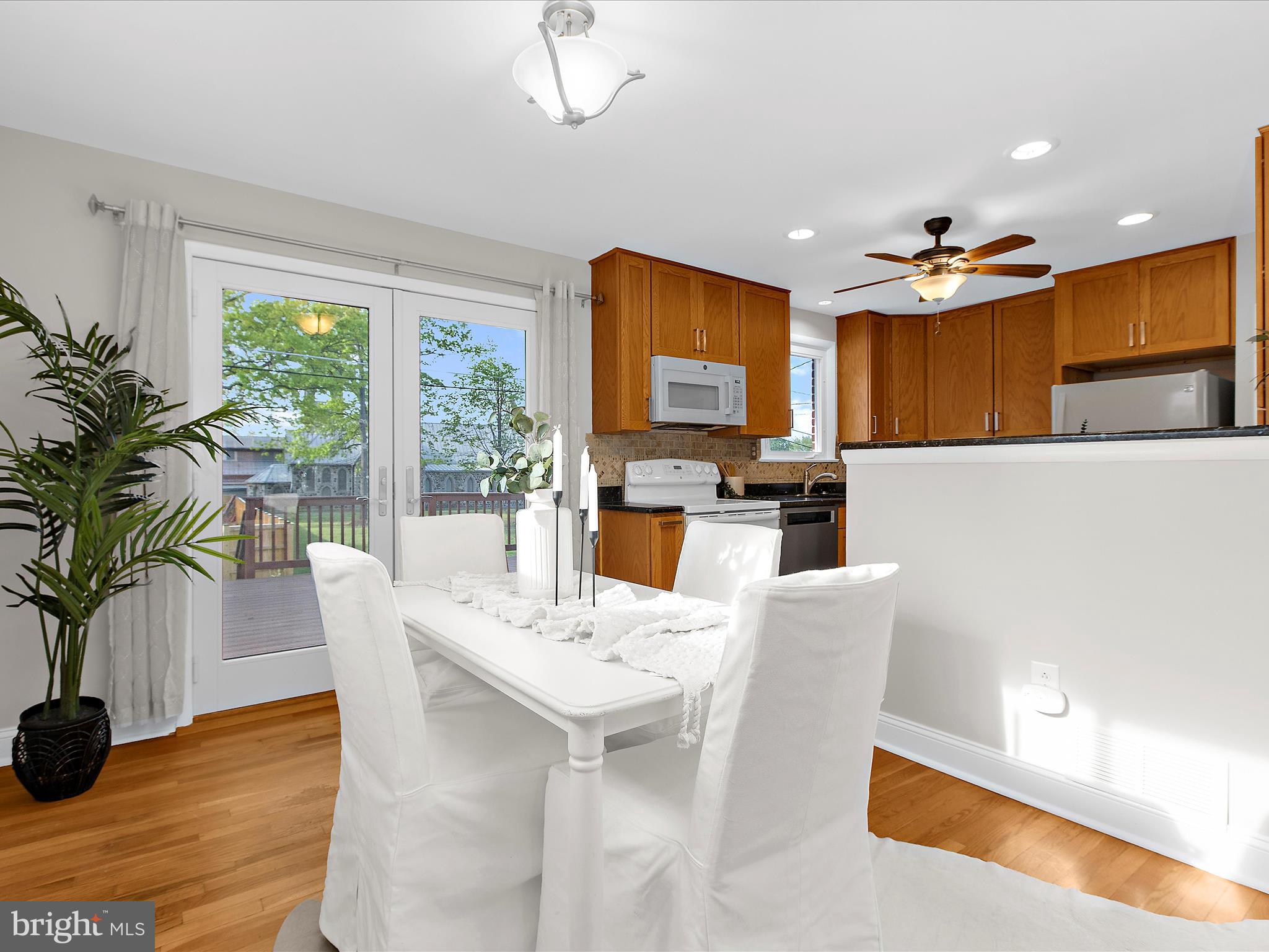 INGLEWOOD - Residential