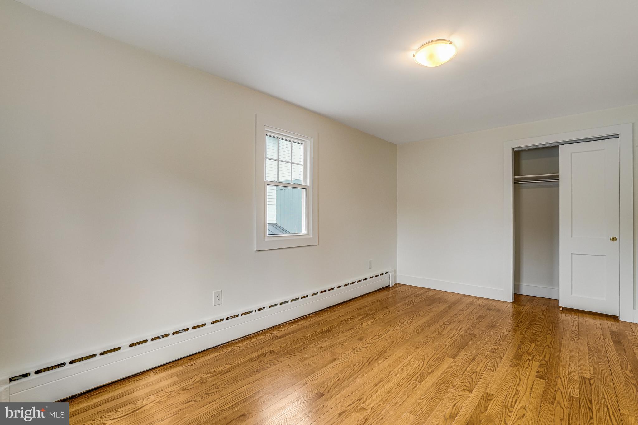 ADDISON HEIGHTS - Residential