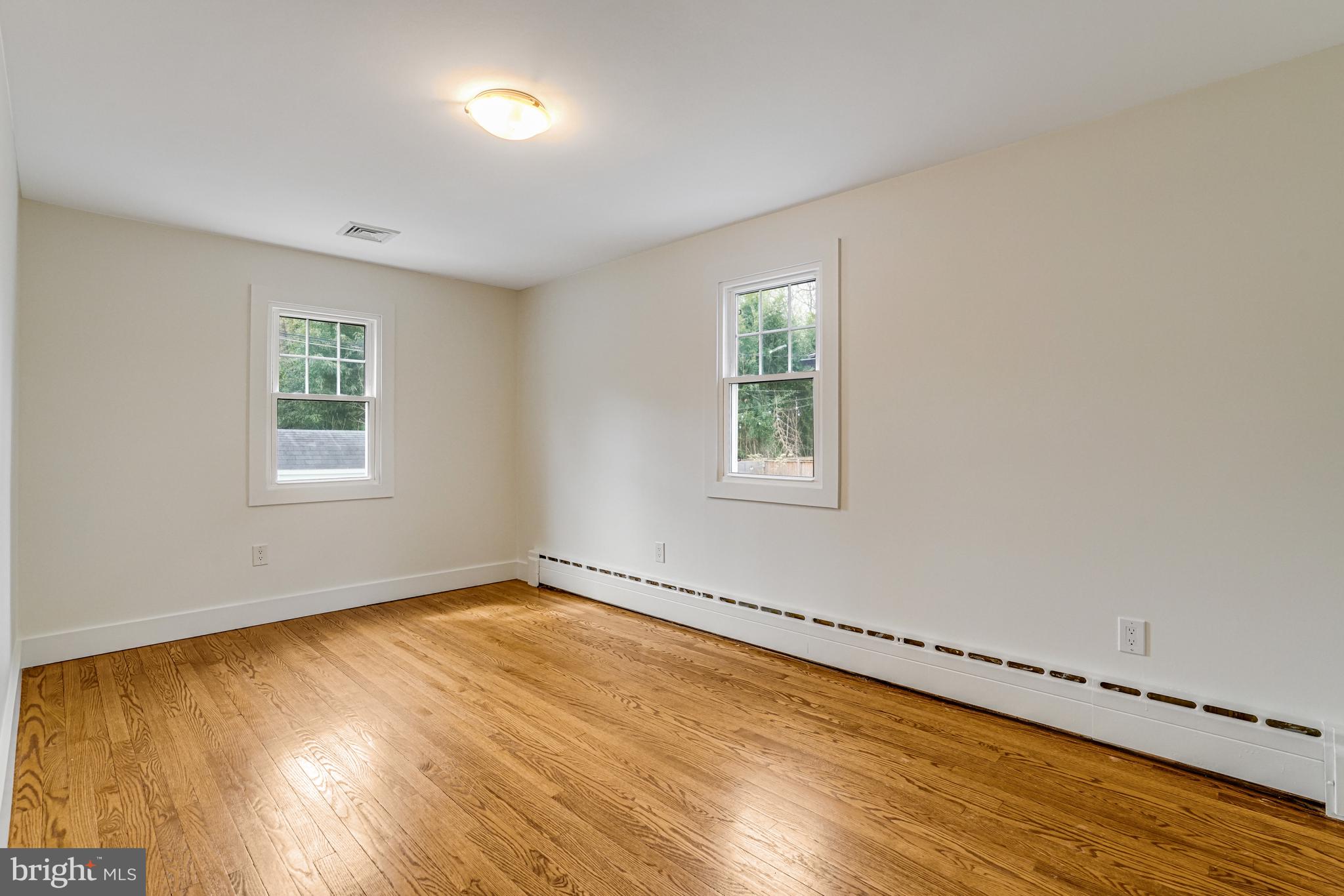 ADDISON HEIGHTS - Residential