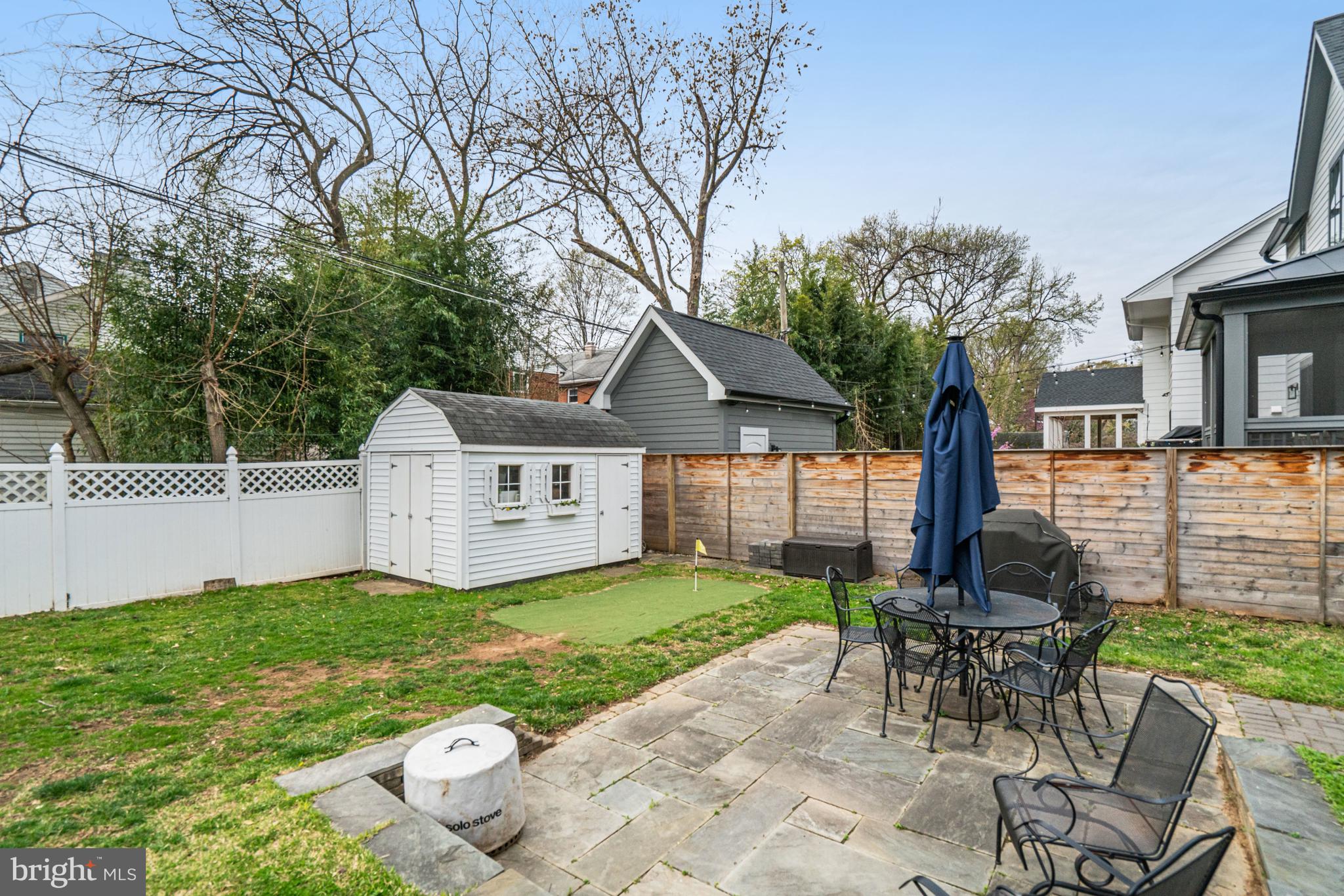 ADDISON HEIGHTS - Residential