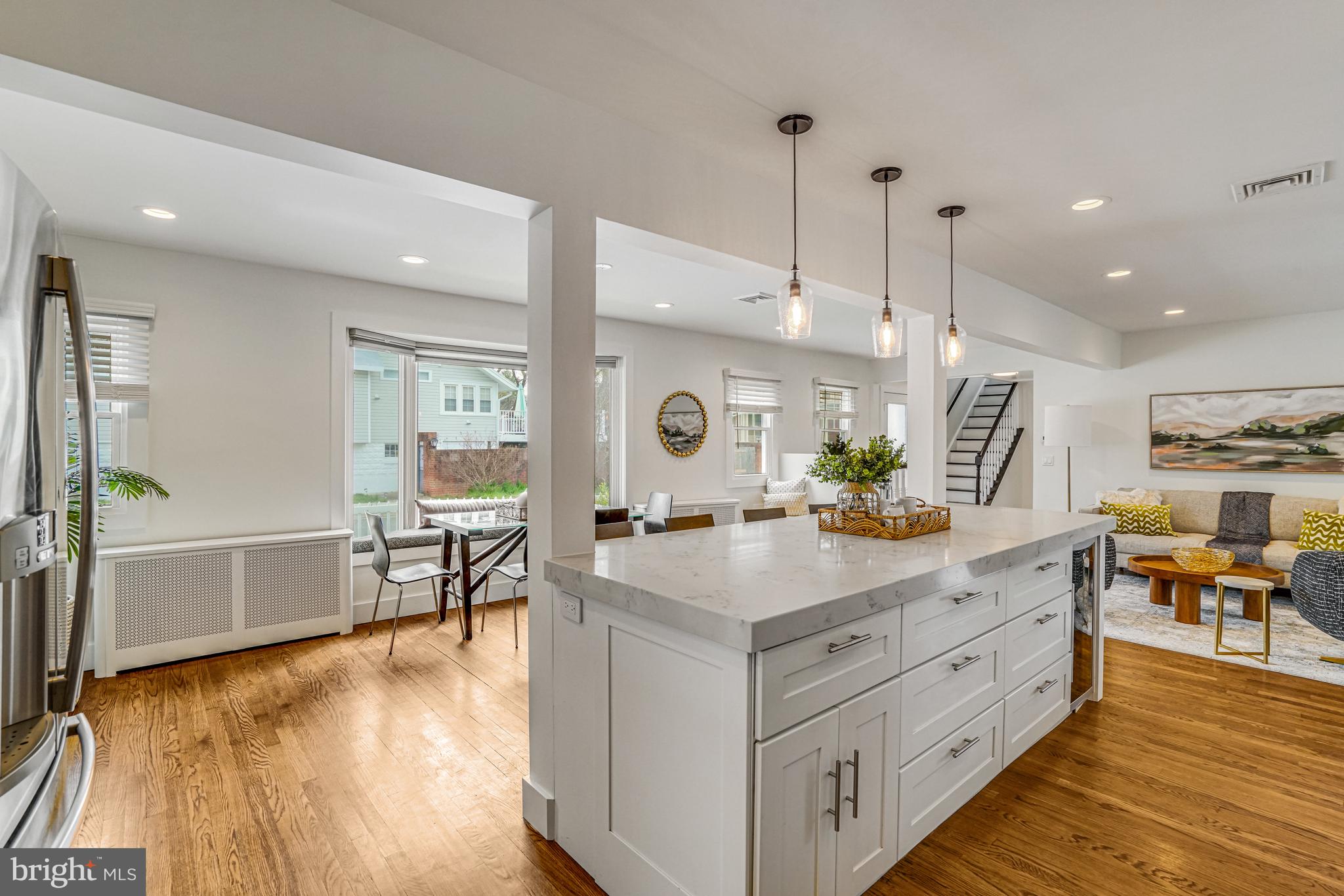 ADDISON HEIGHTS - Residential