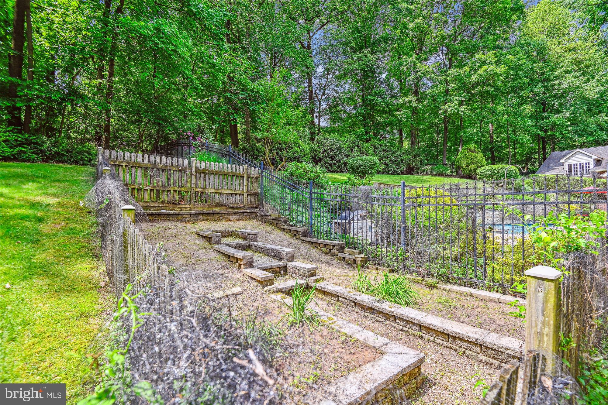 MAYS CHAPEL - Residential