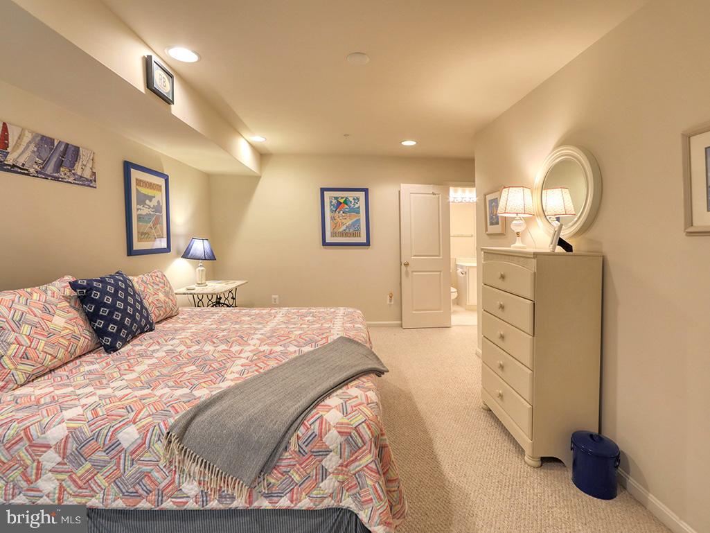 PENINSULA - Residential