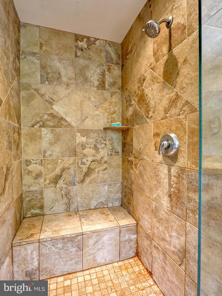 PENINSULA - Residential