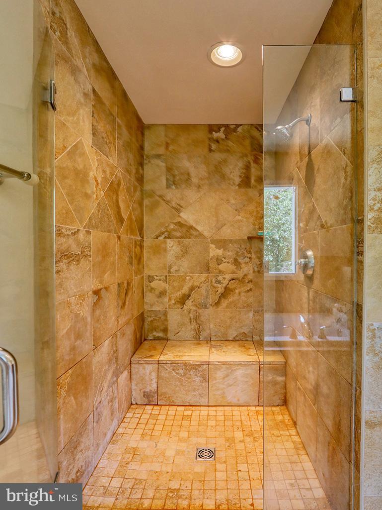 PENINSULA - Residential