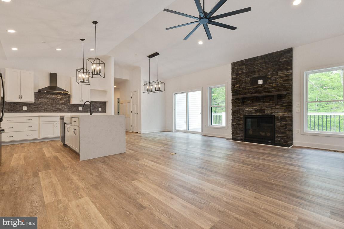 CANTERLEIGH - Residential