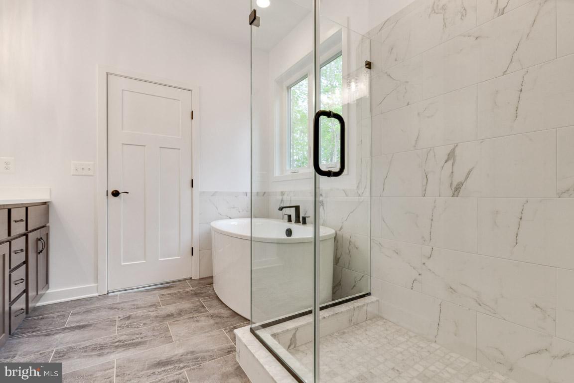 CANTERLEIGH - Residential