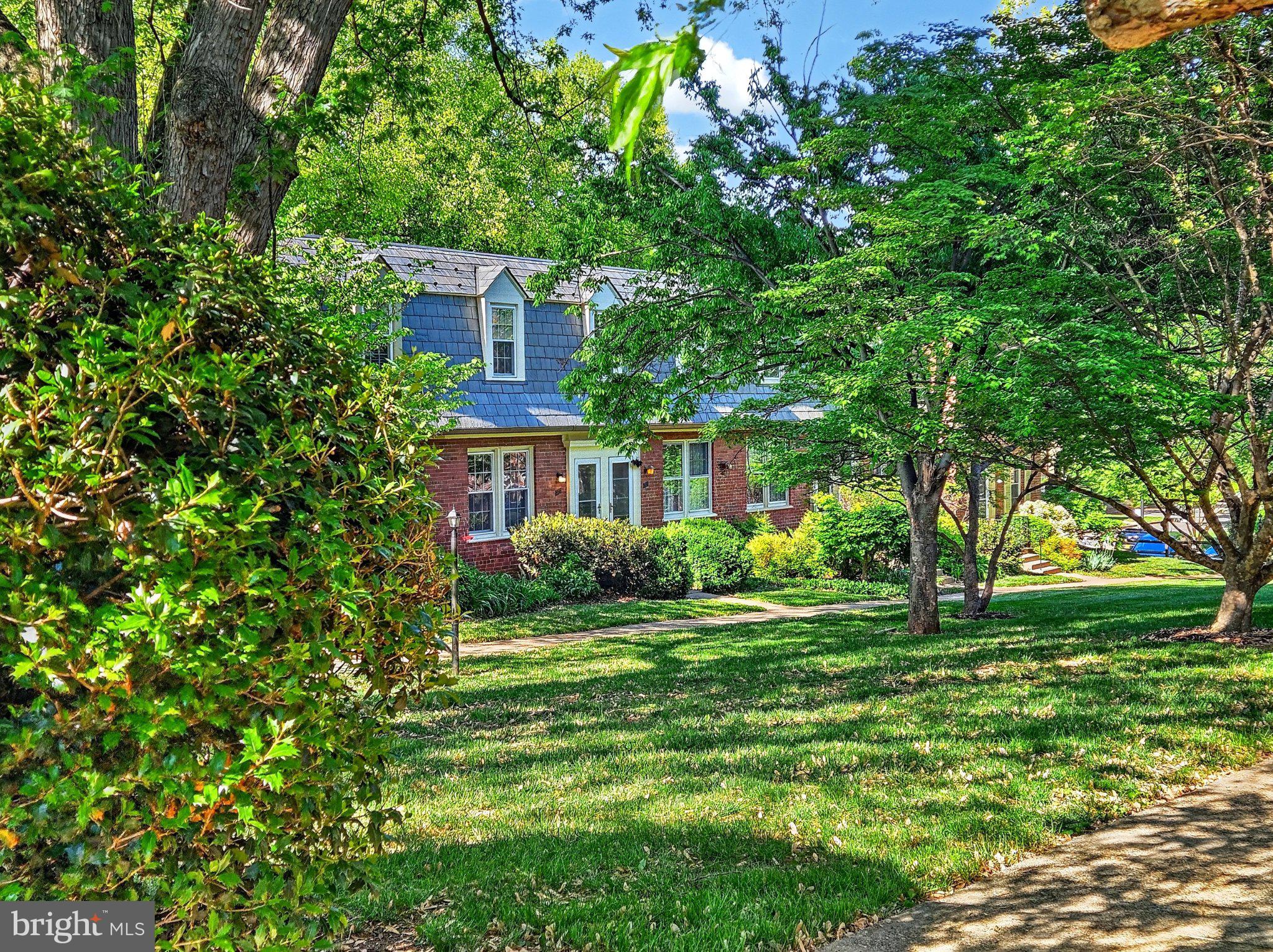 1030 S BARTON STREET 282