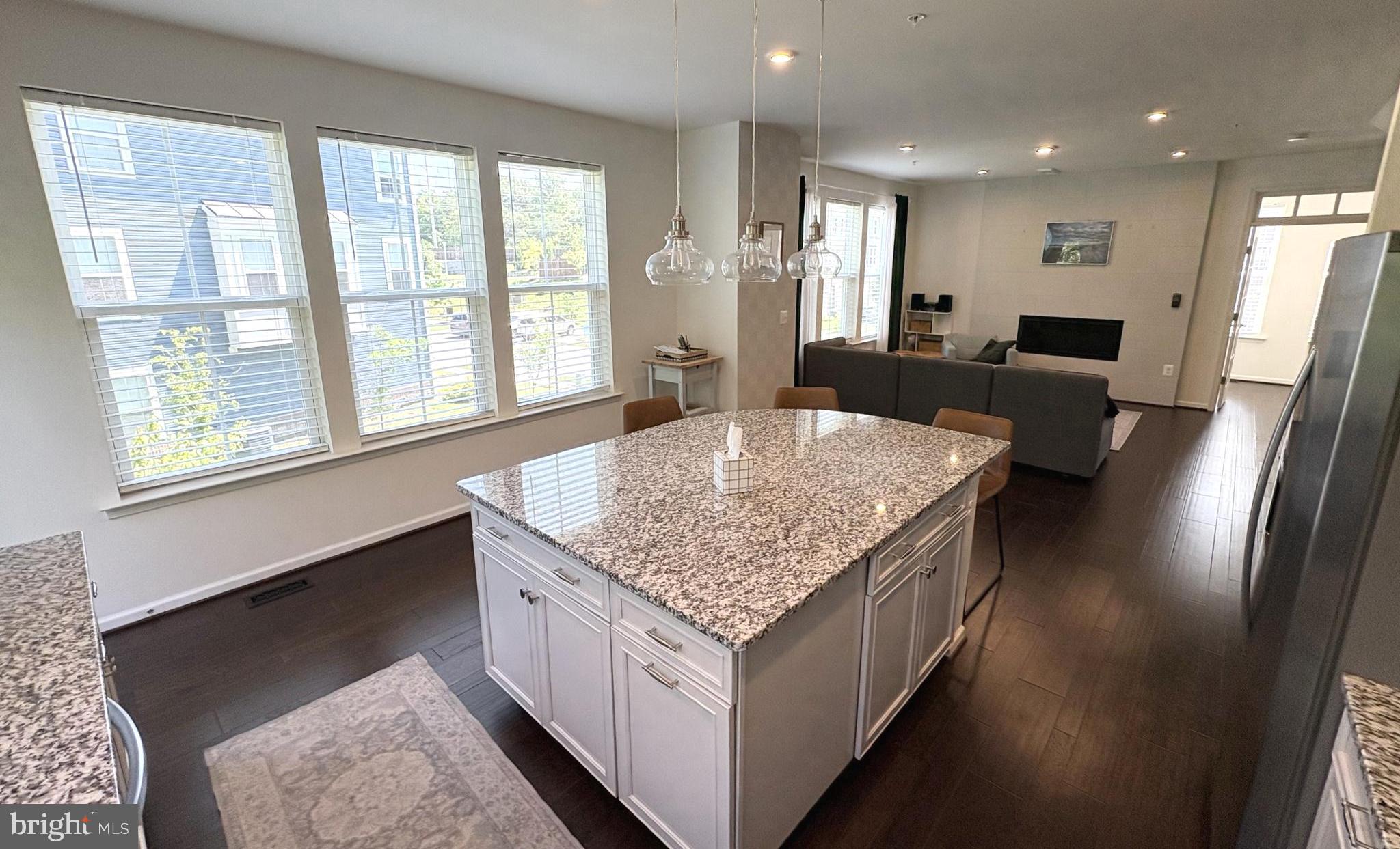 RIVERWALK AT CROFTON - Residential Lease