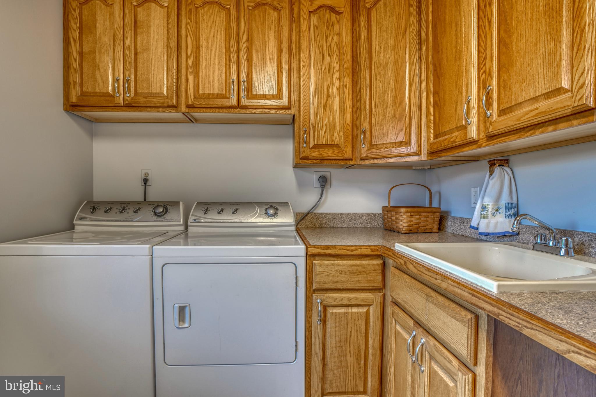 HUNT FIELDS - Residential