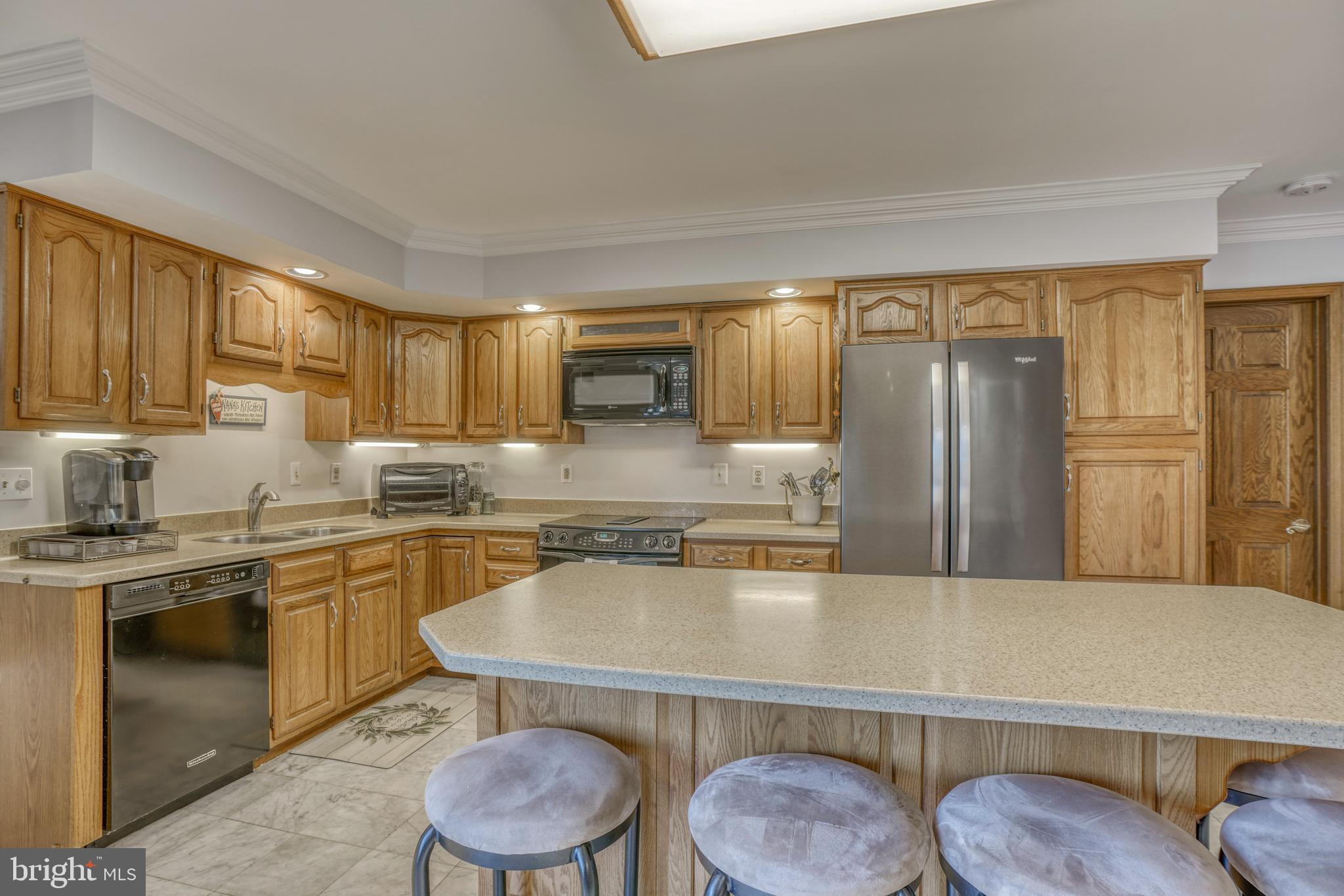 HUNT FIELDS - Residential