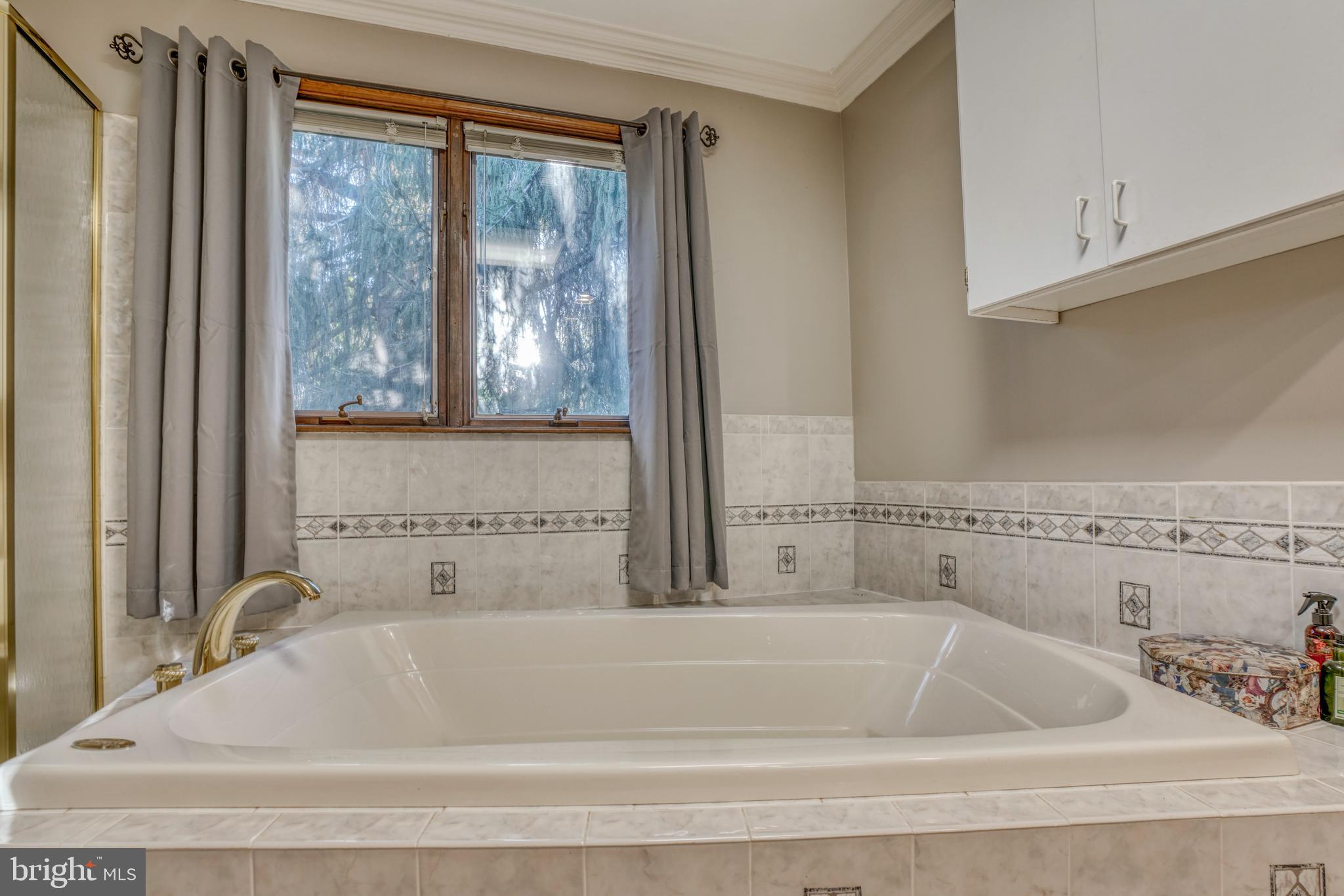 HUNT FIELDS - Residential