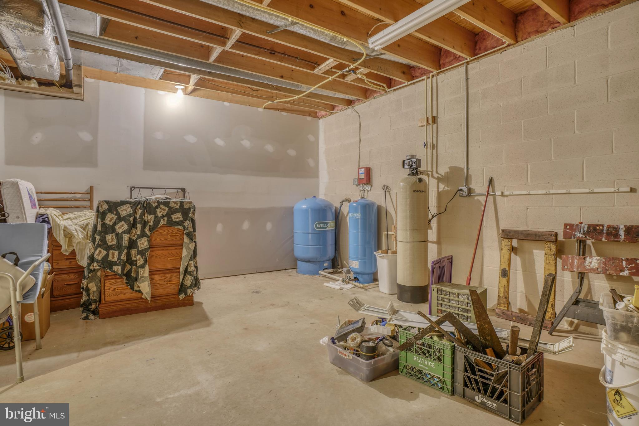 HUNT FIELDS - Residential