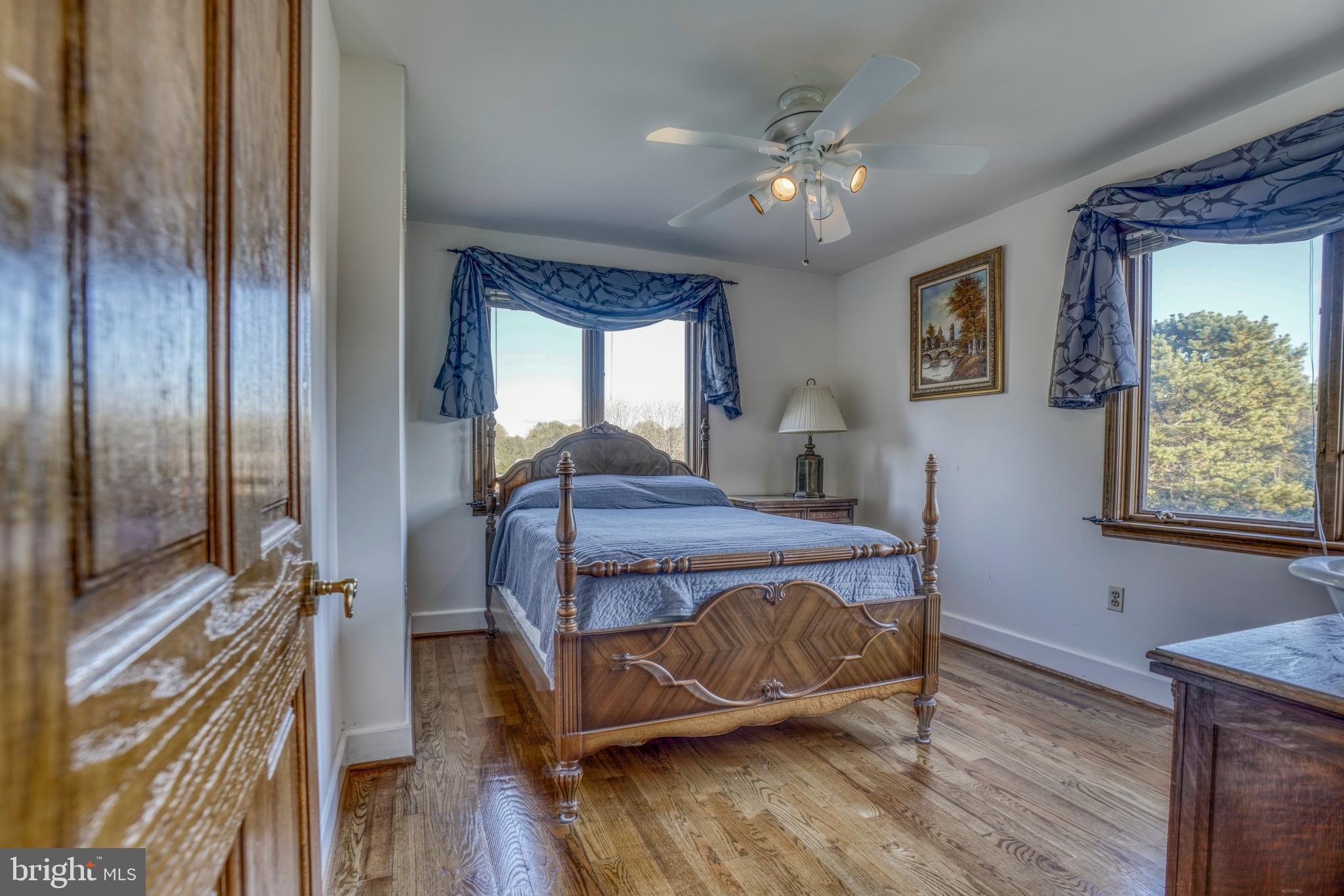 HUNT FIELDS - Residential