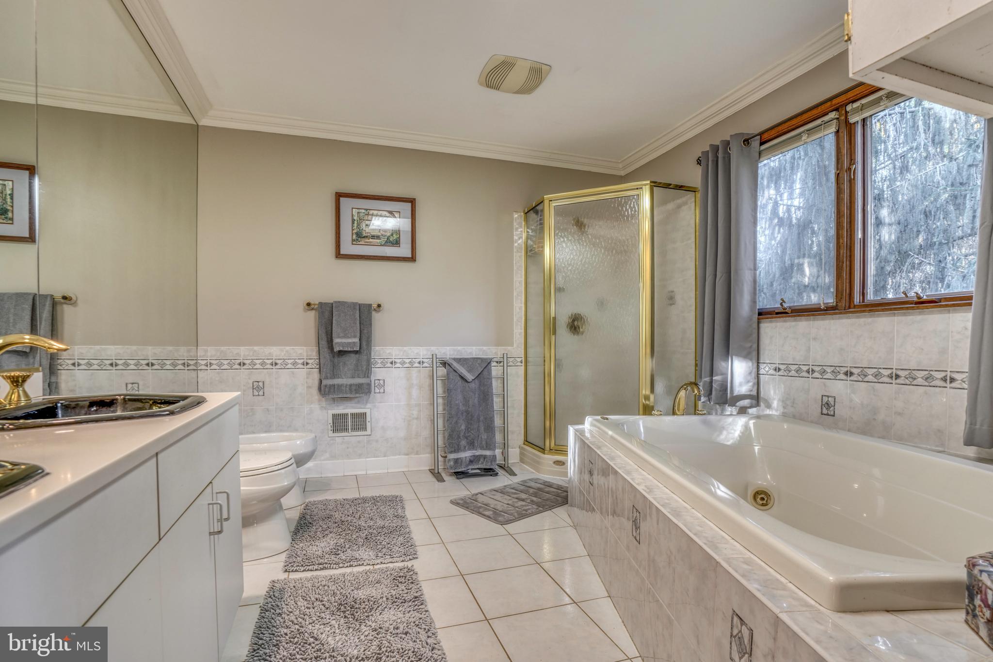 HUNT FIELDS - Residential