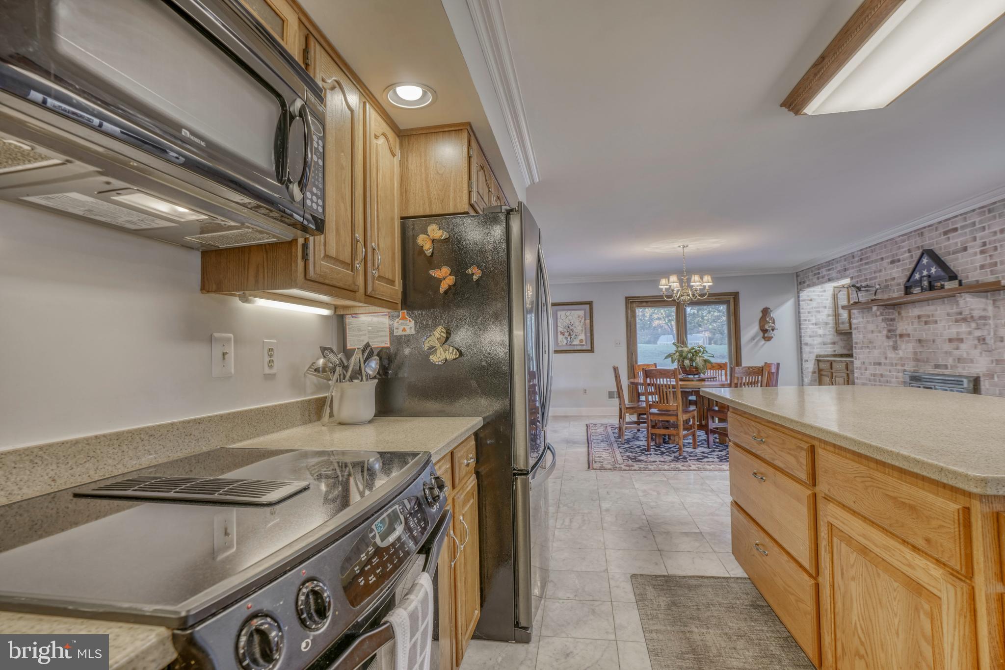 HUNT FIELDS - Residential