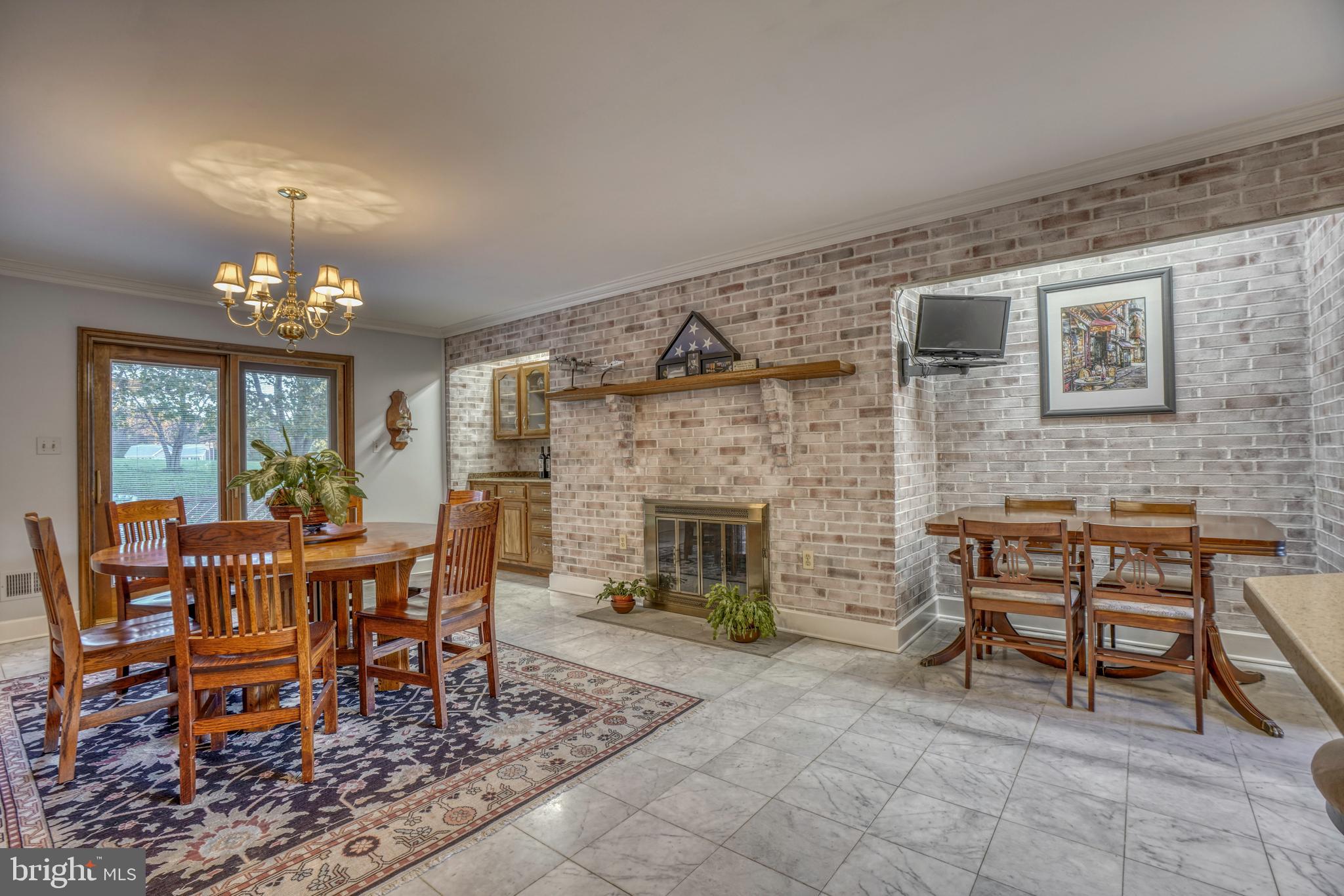 HUNT FIELDS - Residential