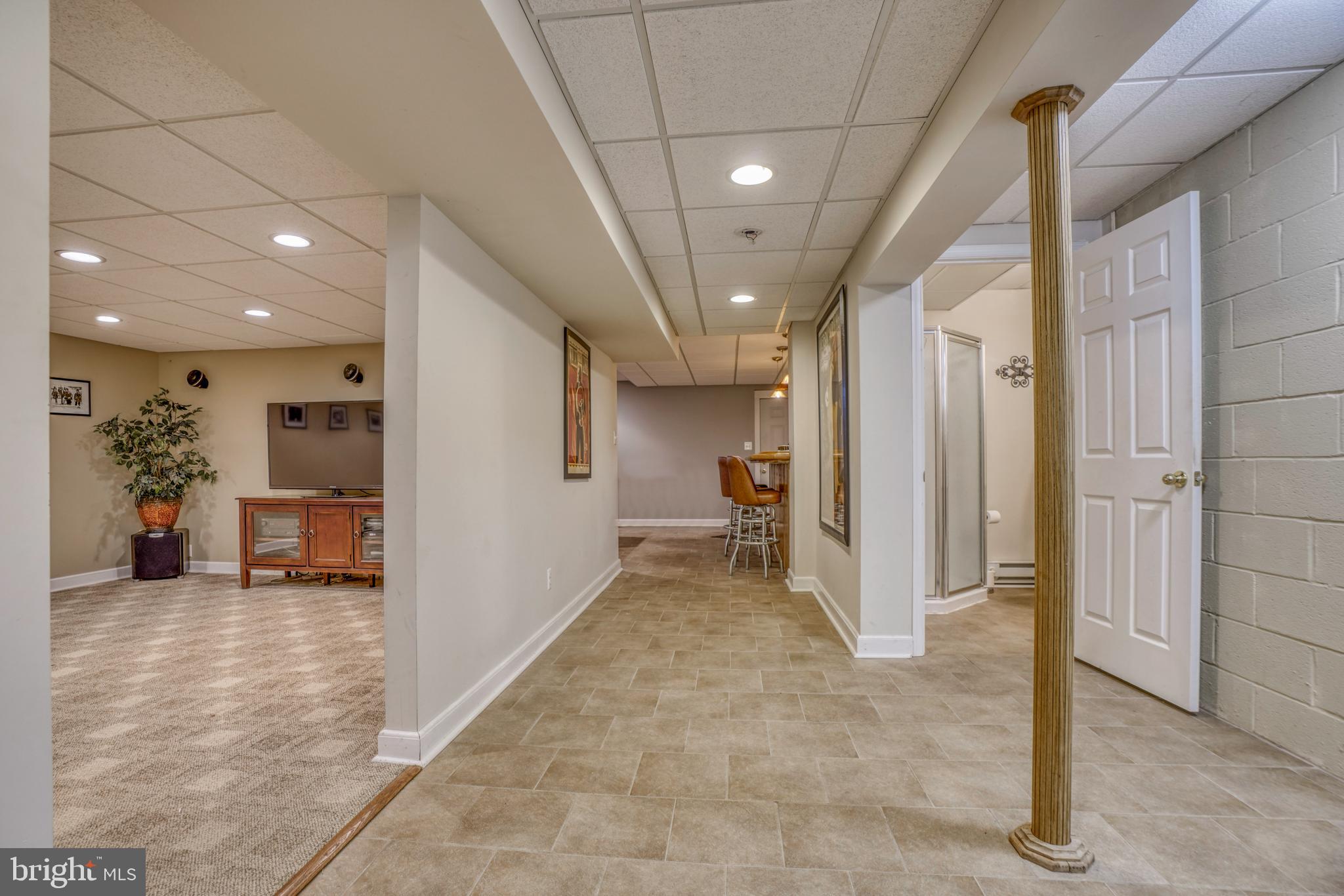 HUNT FIELDS - Residential