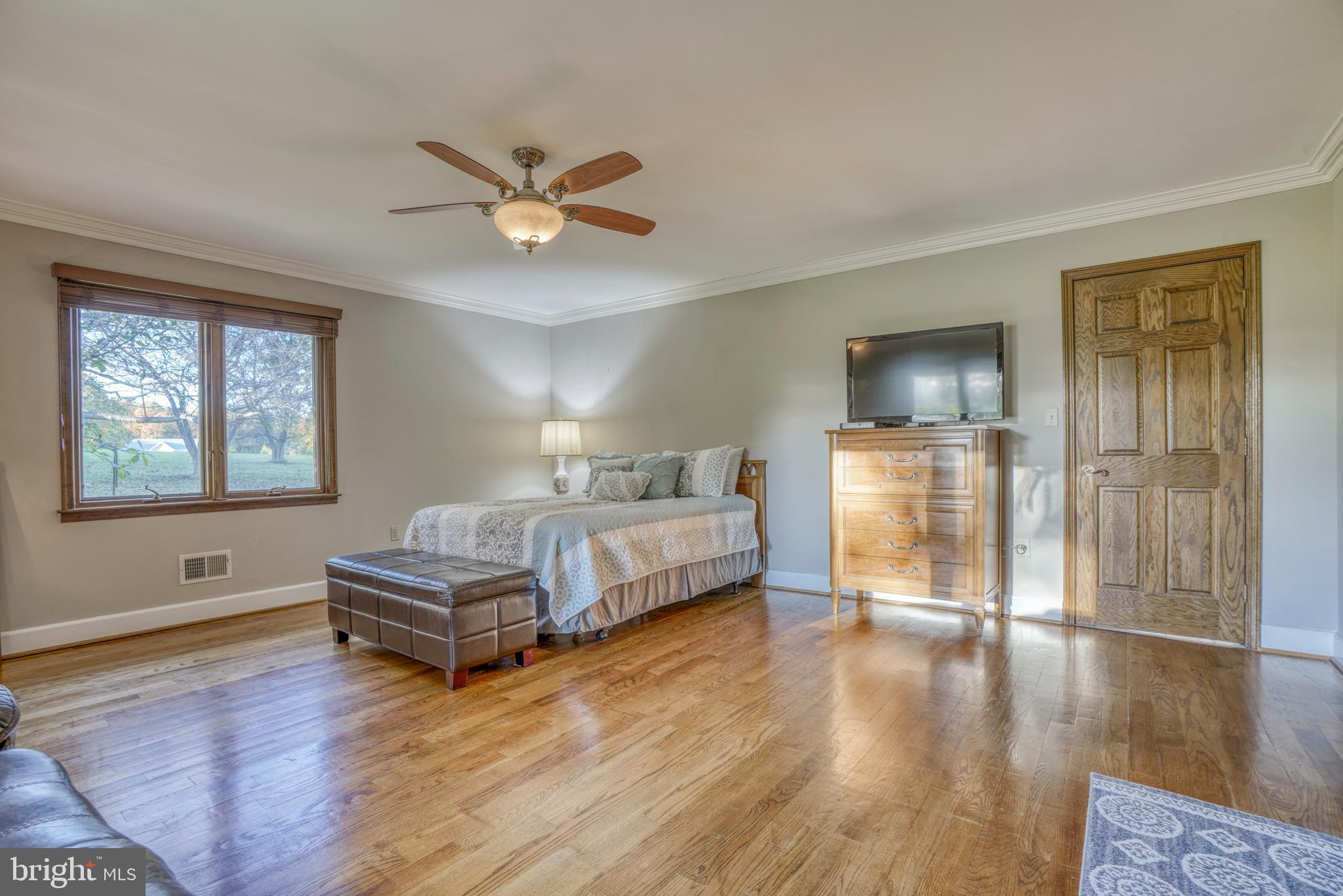 HUNT FIELDS - Residential