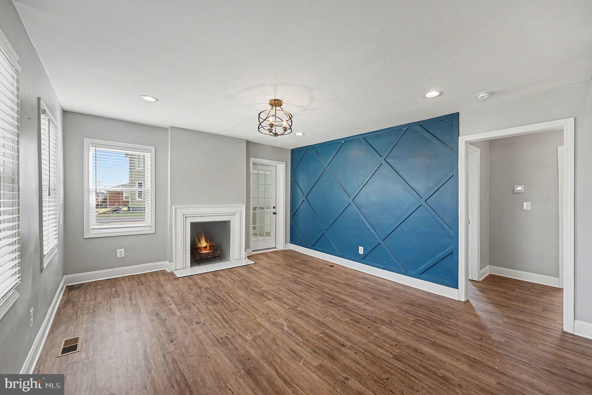 FAIRVIEW VILLAGE - Residential Lease