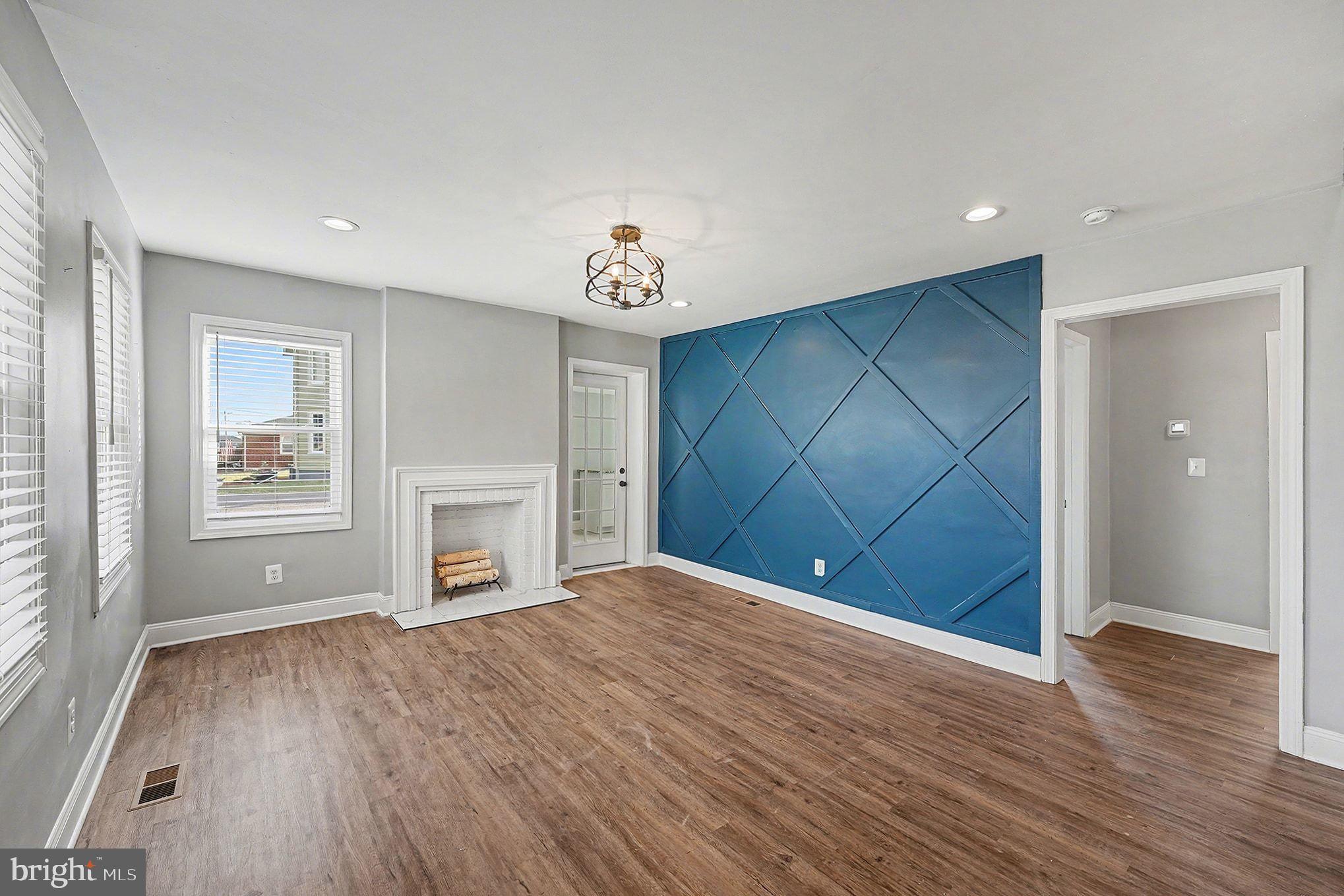 FAIRVIEW VILLAGE - Residential Lease